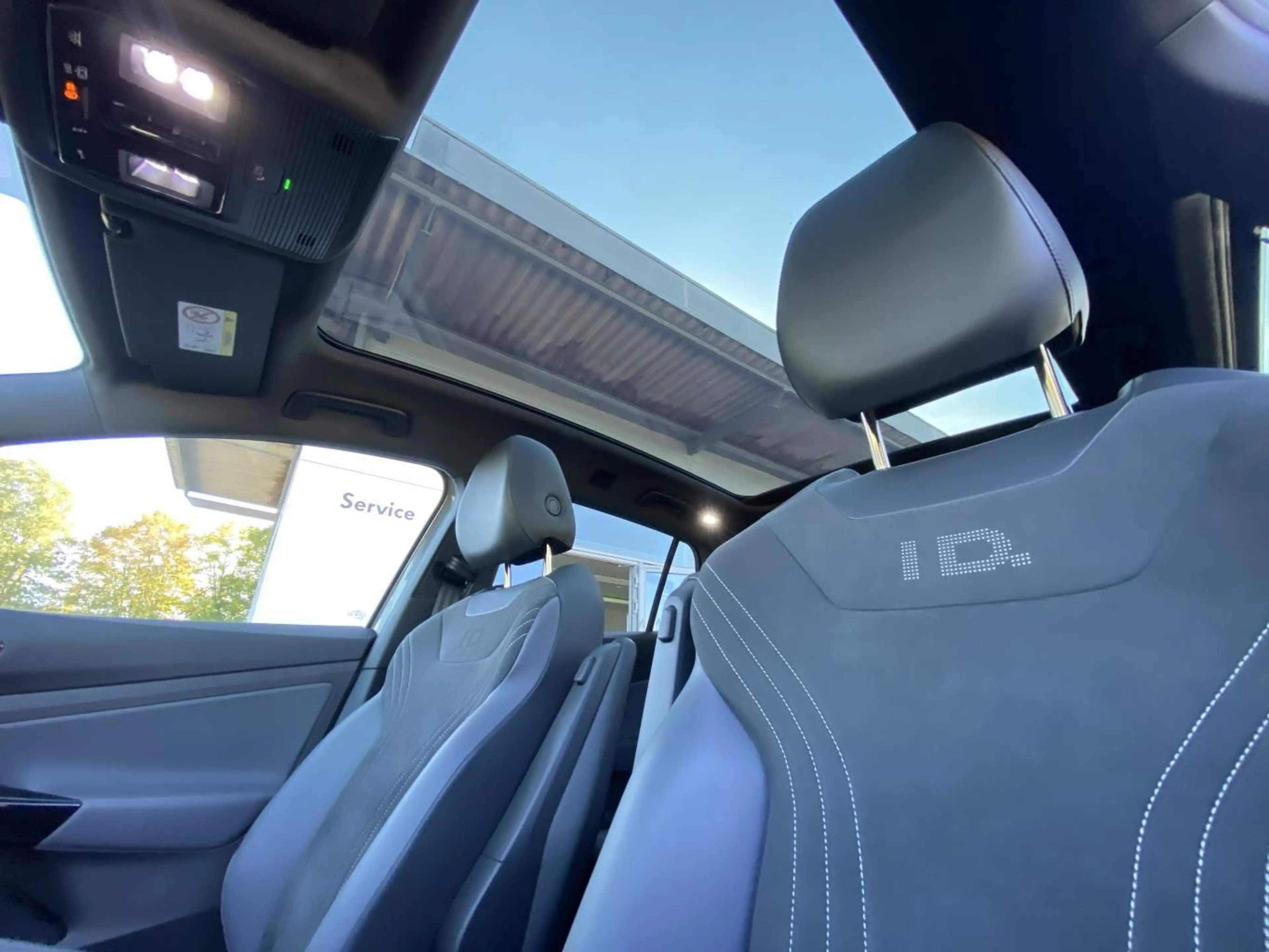 Volkswagen ID.4 Pro Performance WÄRMEPUMPE+AHK+PANORAMA+21 — photo 10