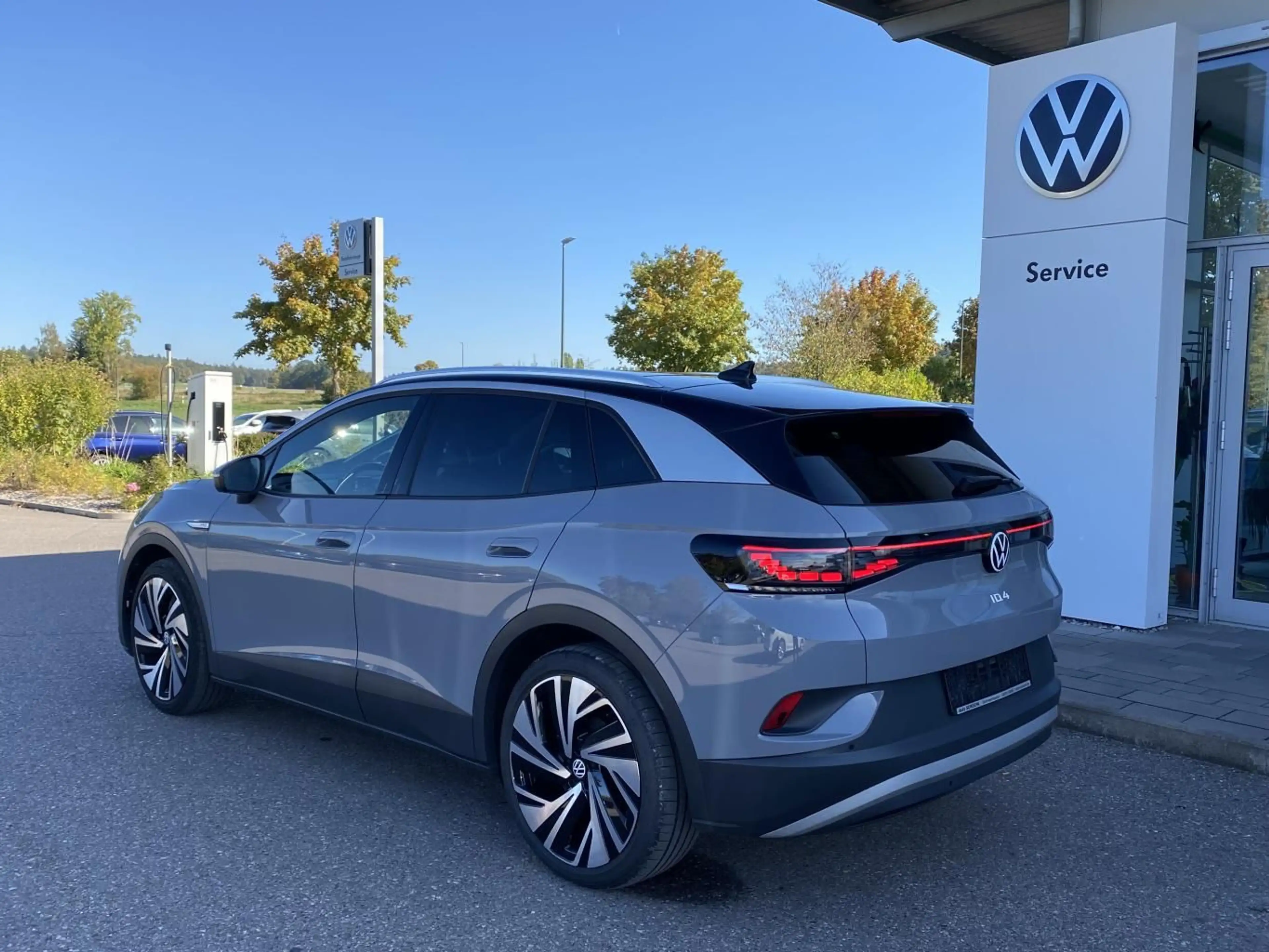 Volkswagen ID.4 Pro Performance WÄRMEPUMPE+AHK+PANORAMA+21 — photo 4