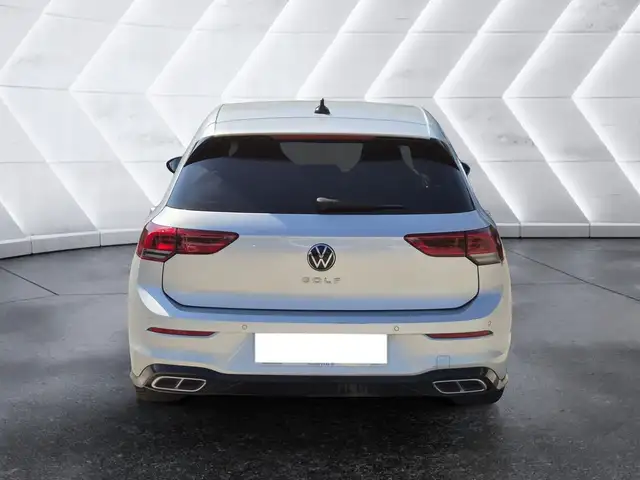 Volkswagen Golf view 3