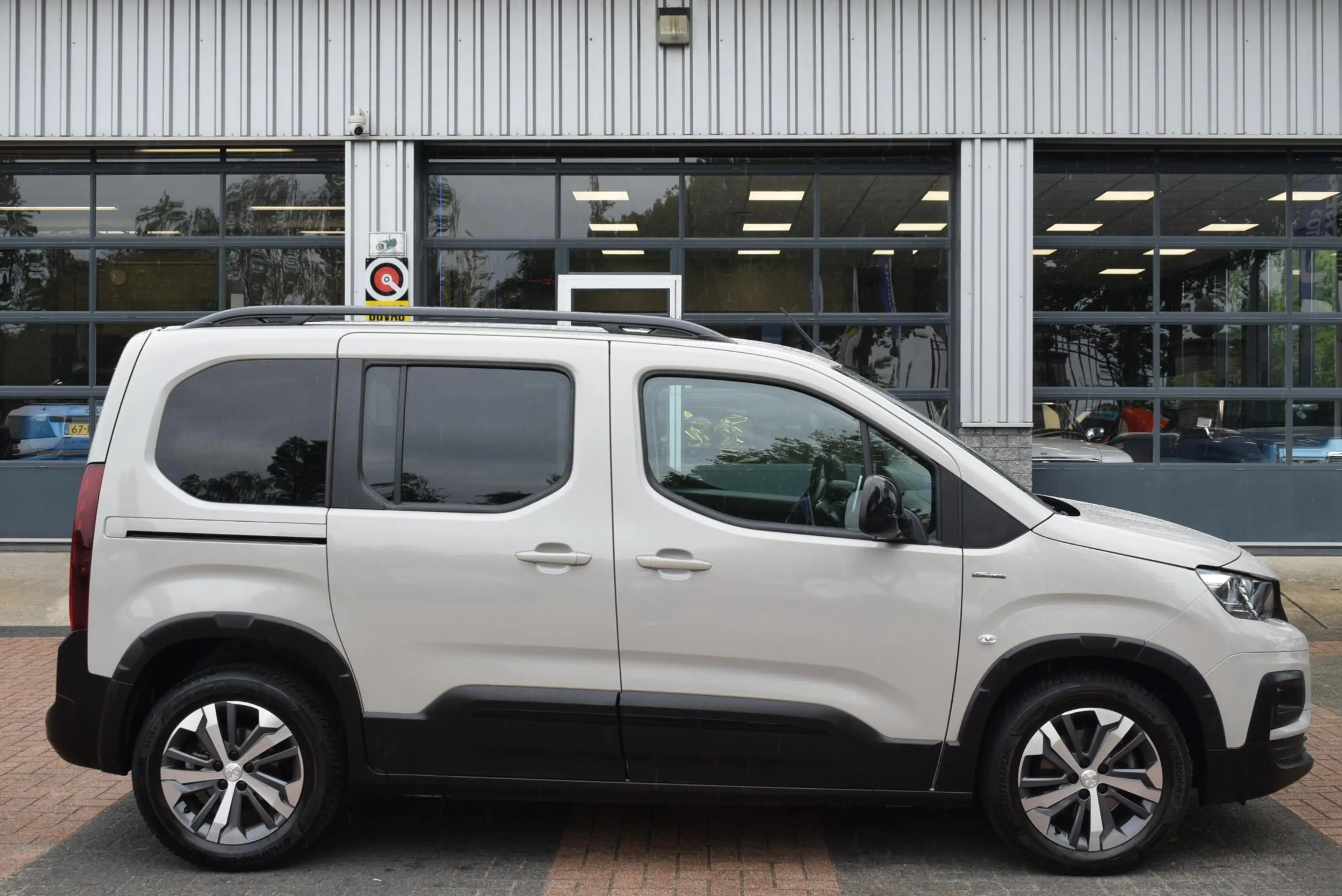 Peugeot Rifter 1.2 Puretech GT-Line Navi Airco Camera Km 86.200!! — photo 3
