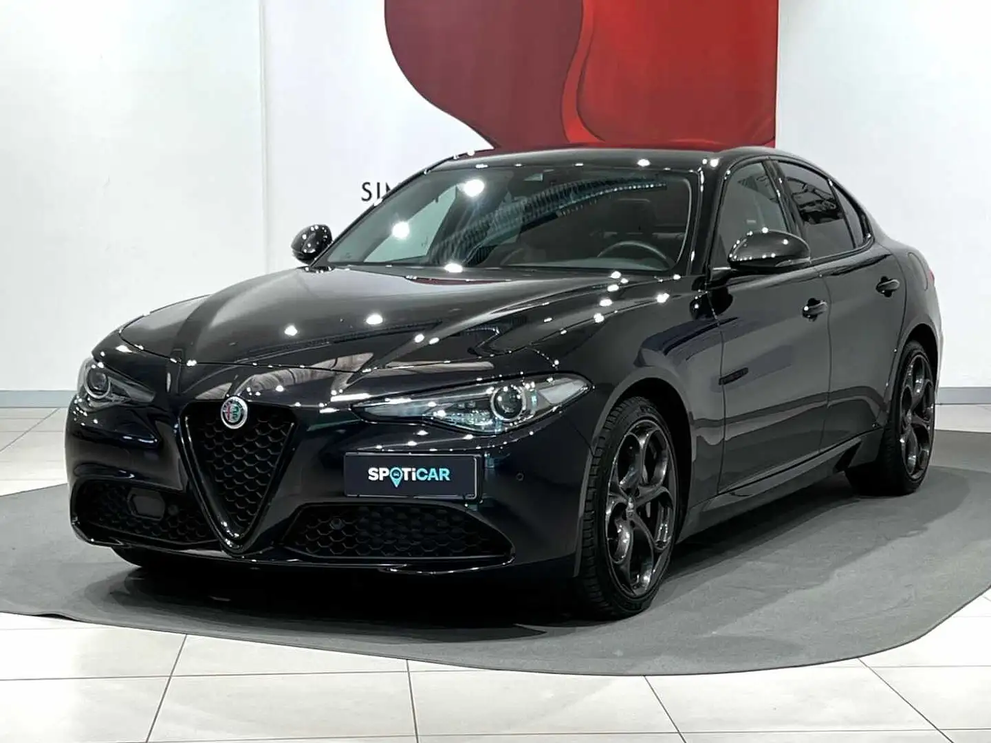 Alfa Romeo Giulia 2.2 Turbodiesel 190CV AT8 AWD Q4 B-Tech Чорний - 1
