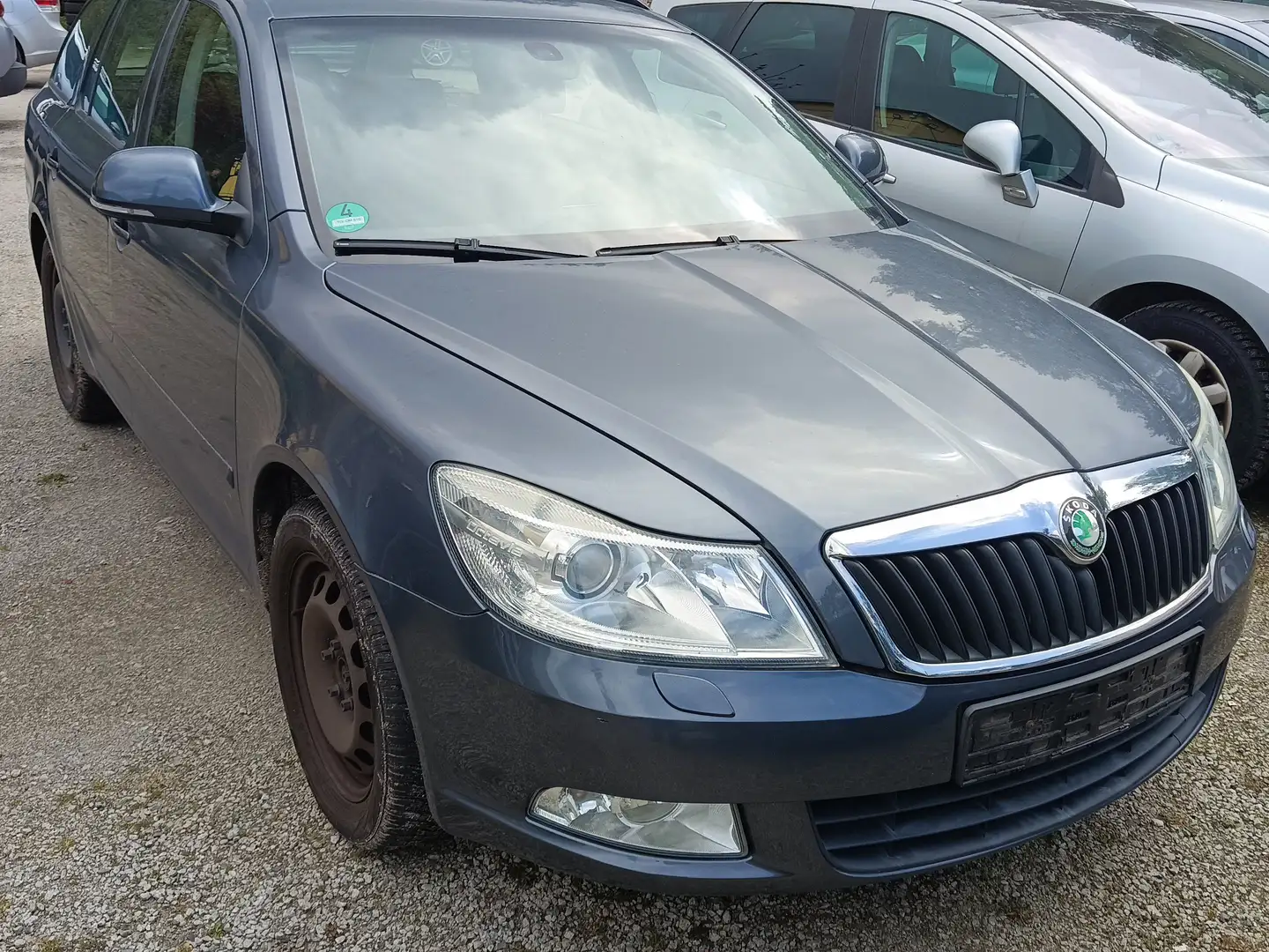 Skoda Octavia Elegance Grau - 1