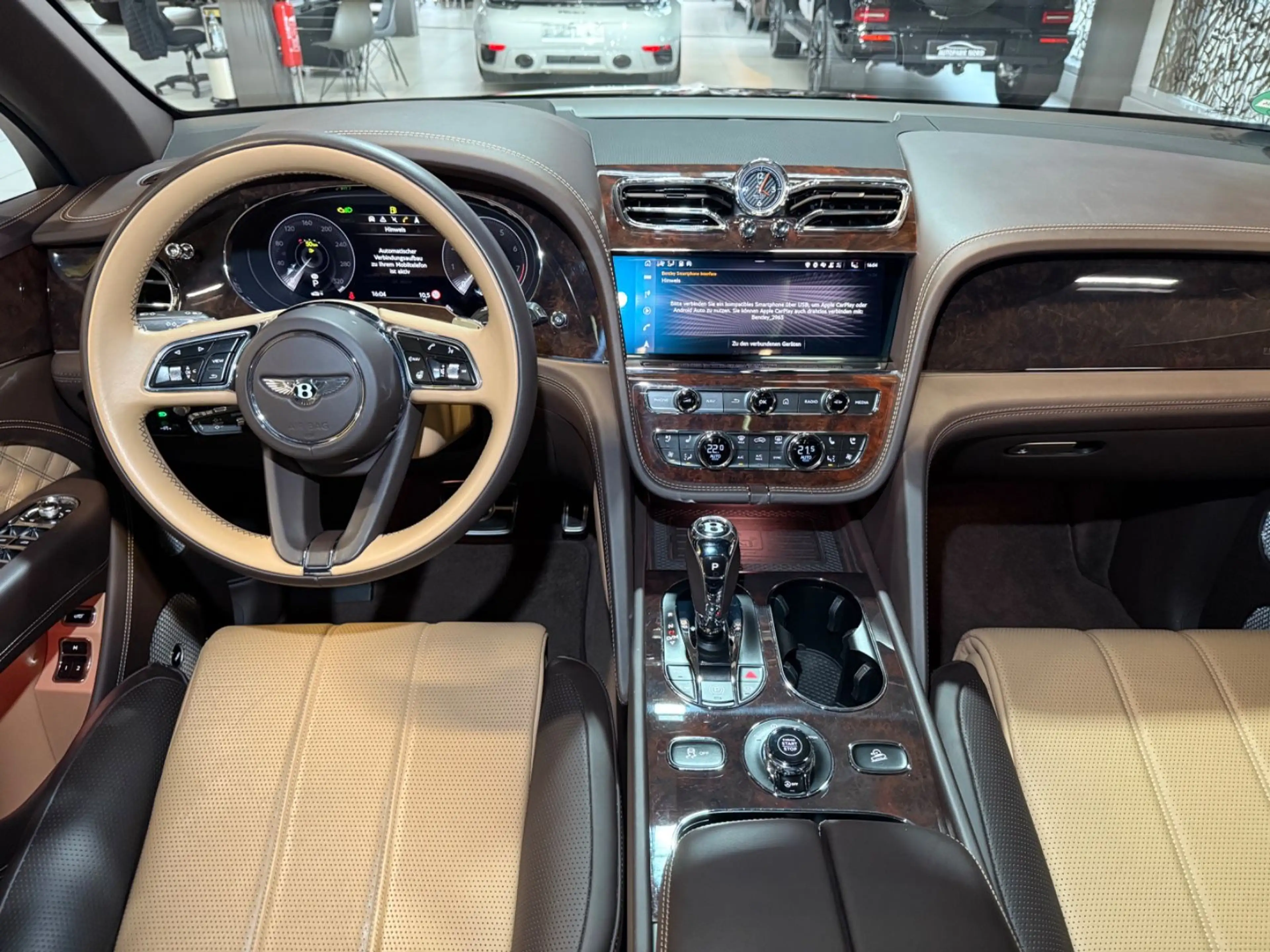 Bentley Bentayga 4.0 V8 4WD Aut.~NAIM~PANO~AKRAPOVIC~ — photo 11