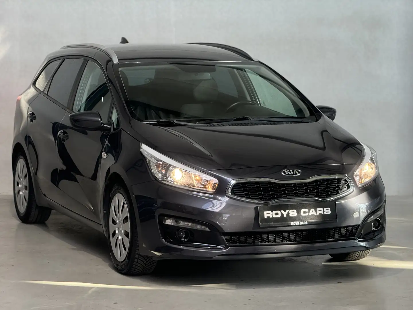 Kia Ceed SW / cee'd SW 1.4 benzine - 1ste eig - Apple Carplay - Camera Gris - 1