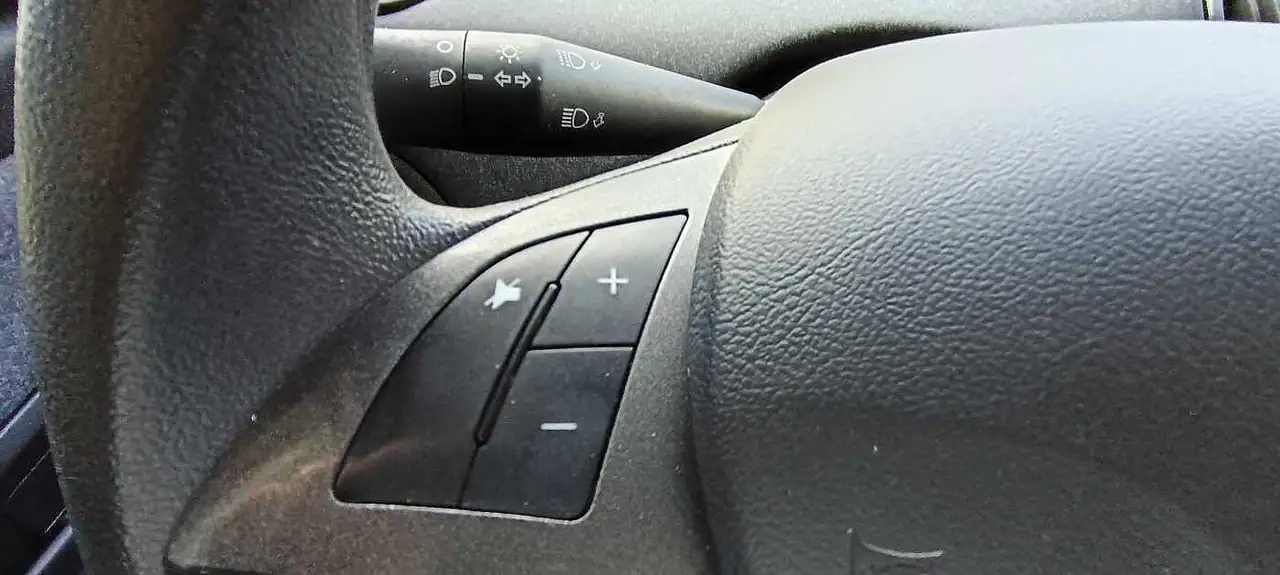 Lancia Ypsilon 2023 — фото 13