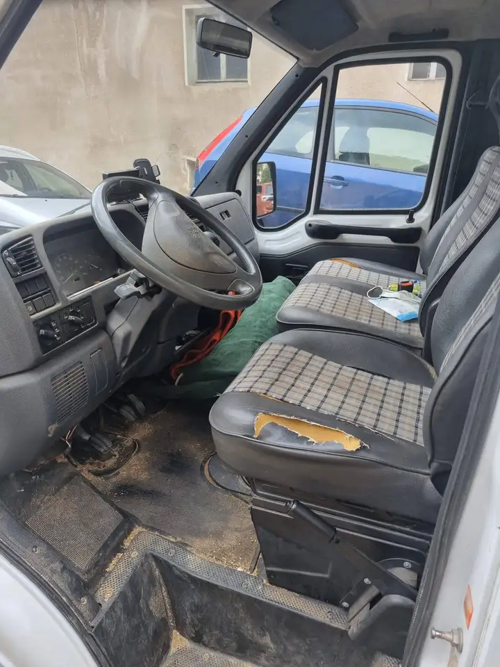 Peugeot Boxer 2,5 Diesel Pritsche, foto 4