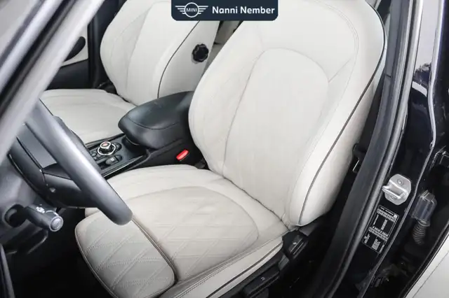 MINI Clubman view 14