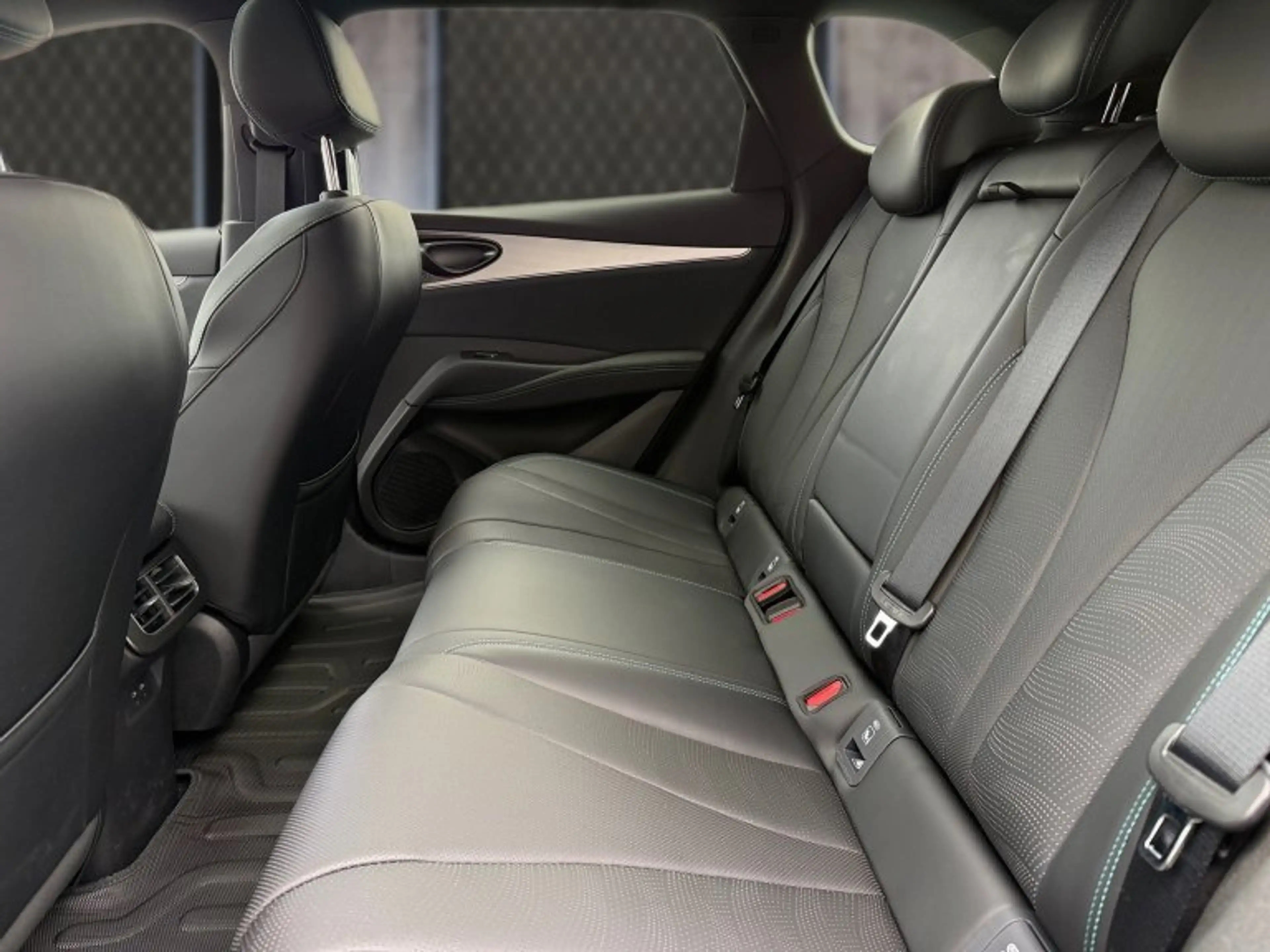 BYD Seal 6 DM-i Touring Comfort — photo 7