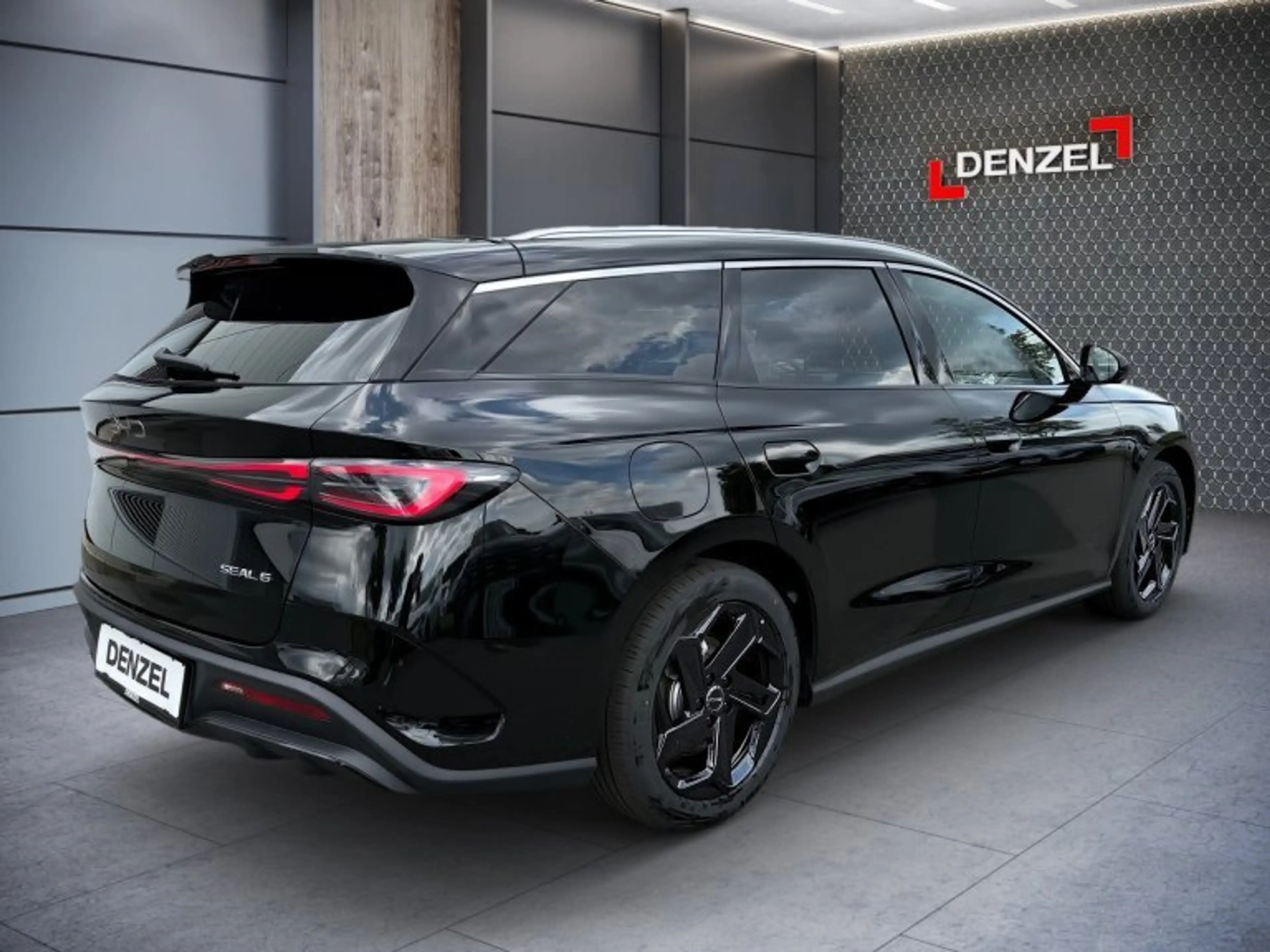 BYD Seal 6 DM-i Touring Comfort — photo 4