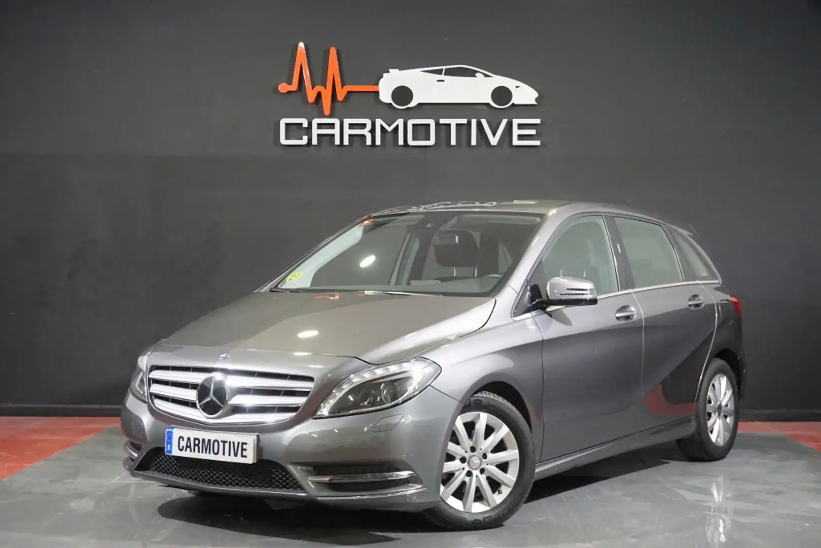Mercedes-Benz B 250 180CDI BE 7G-DCT (4.75) Beżowy - 2