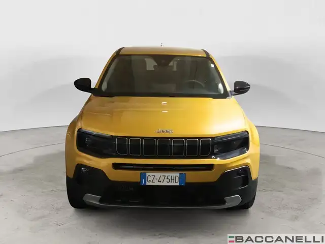 Jeep Avenger view 4