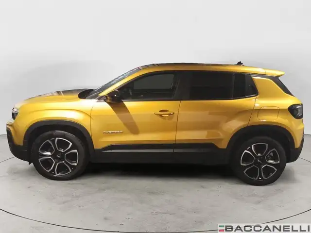 Jeep Avenger view 2