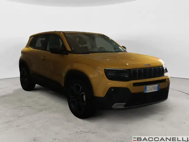 Jeep Avenger view 5