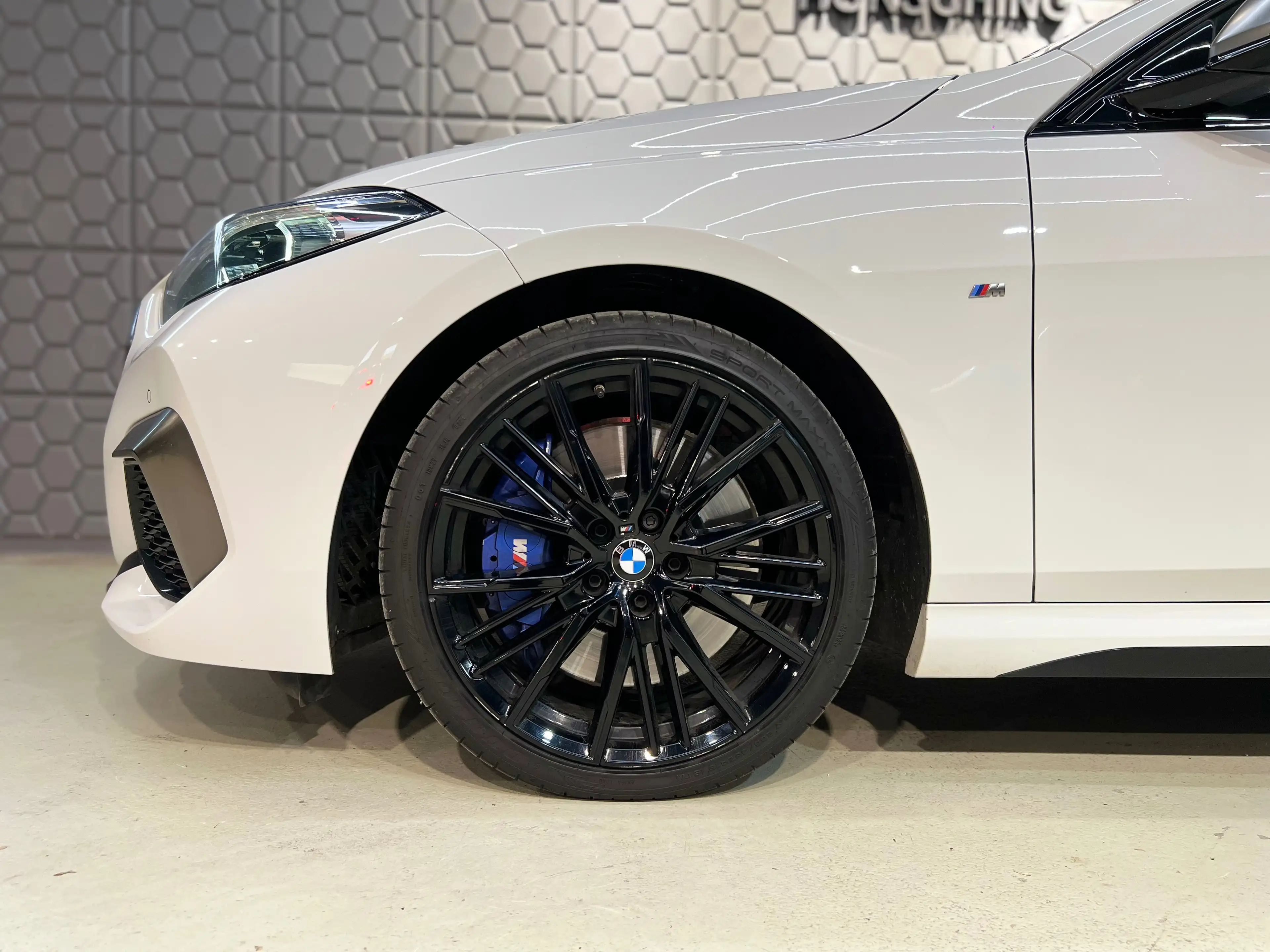 BMW 235 M Sport i xDrive*HUD*SITZHEIZUNG*MEMORY*AMBIENTE* — photo 7