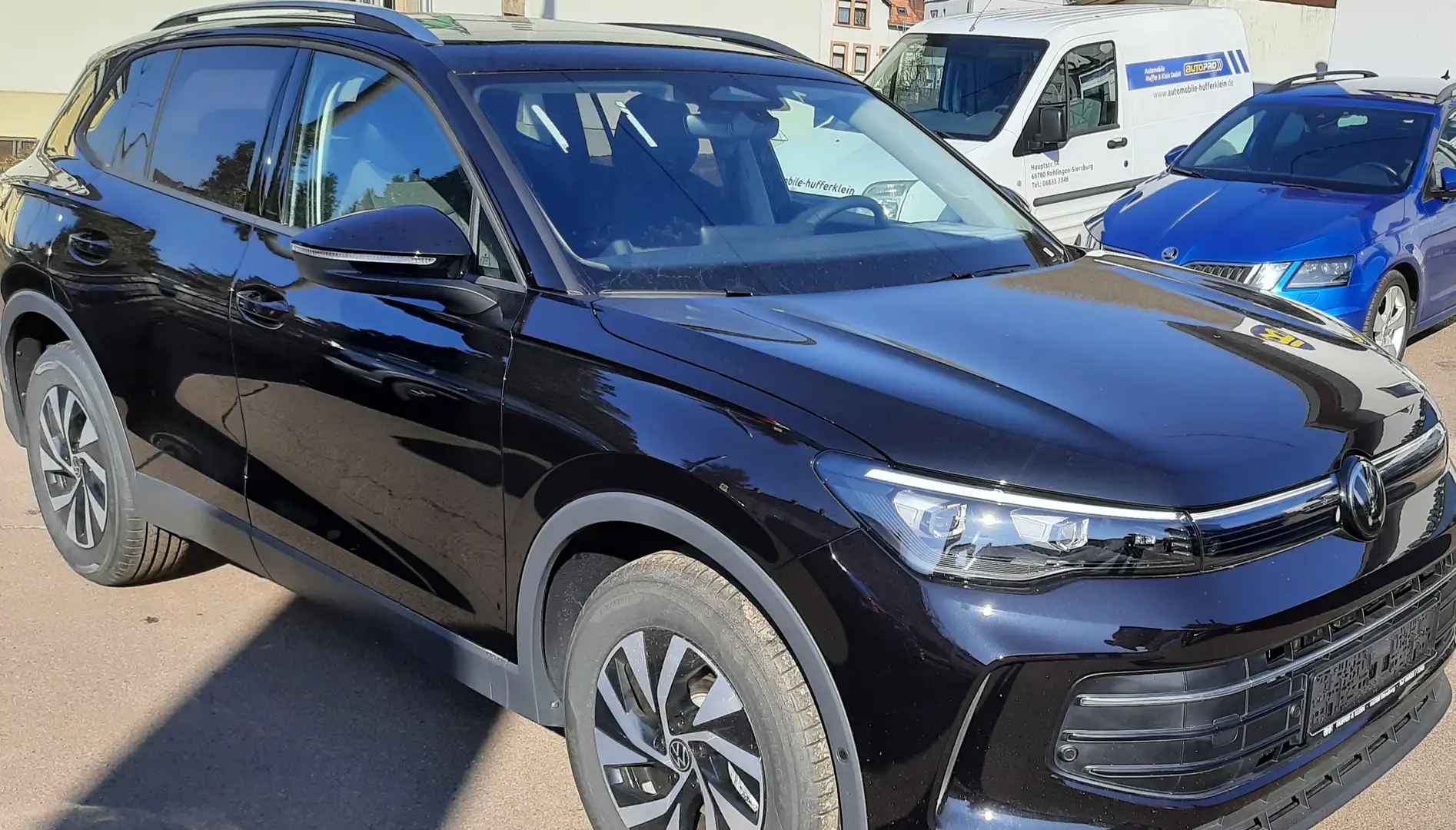 Volkswagen Tiguan 1.5 eTSI 110 kW Life Schwarz - 2