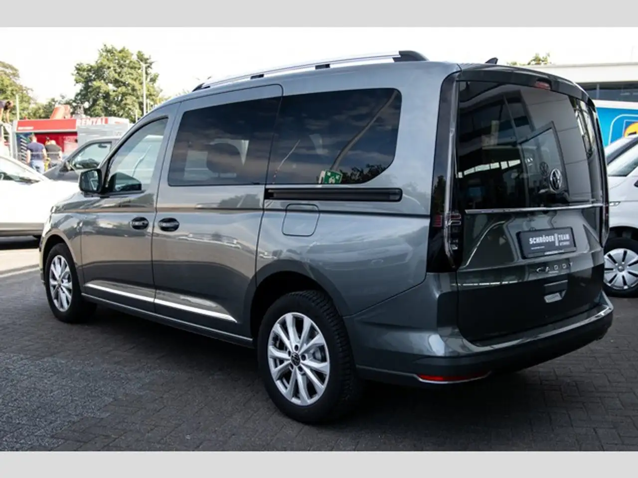 Volkswagen Caddy Maxi Style 2.0 TDI DSG 3