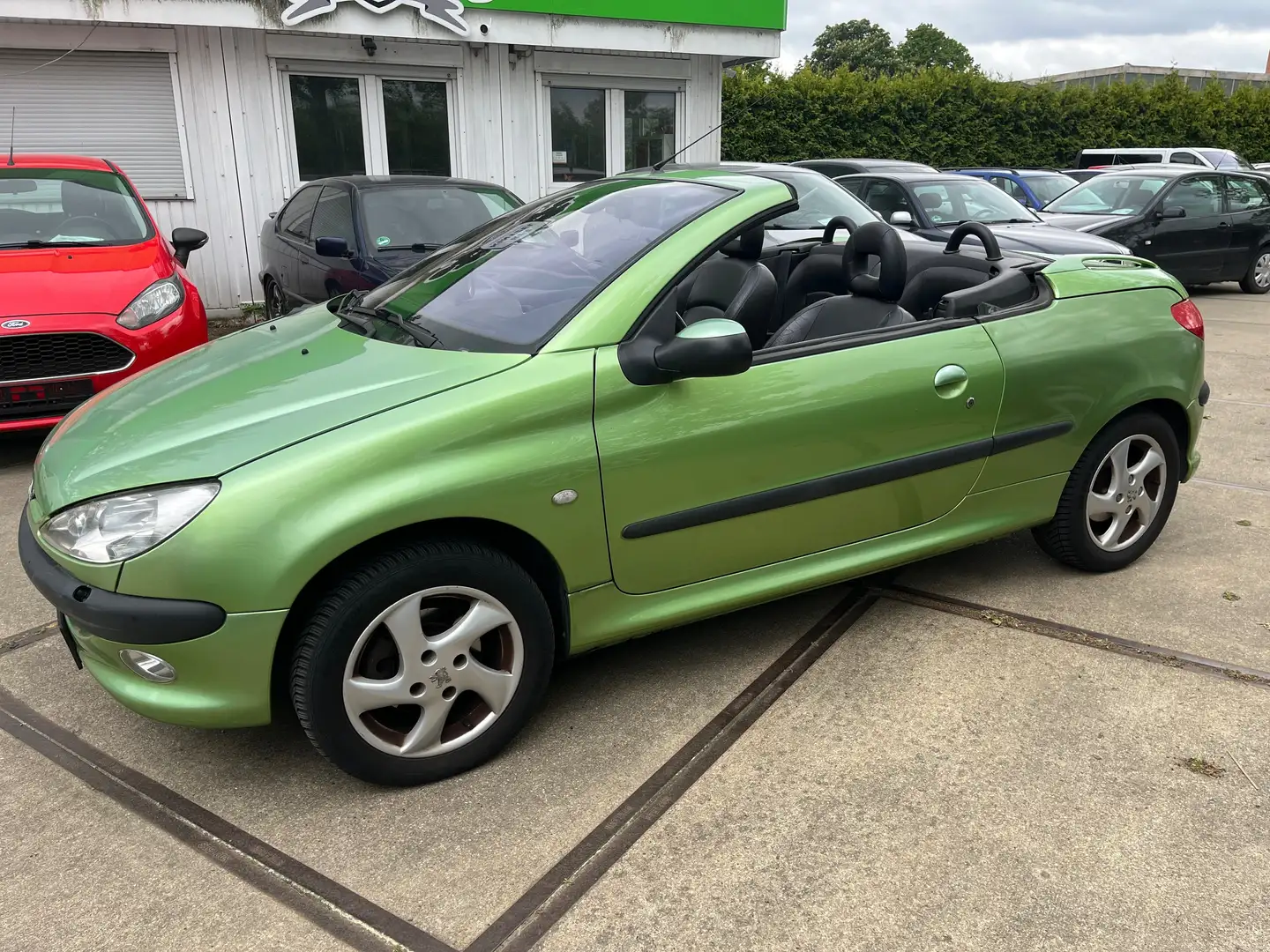 Peugeot 206 CC 110 Cabrio Klima *kein Tüv* Verde - 2