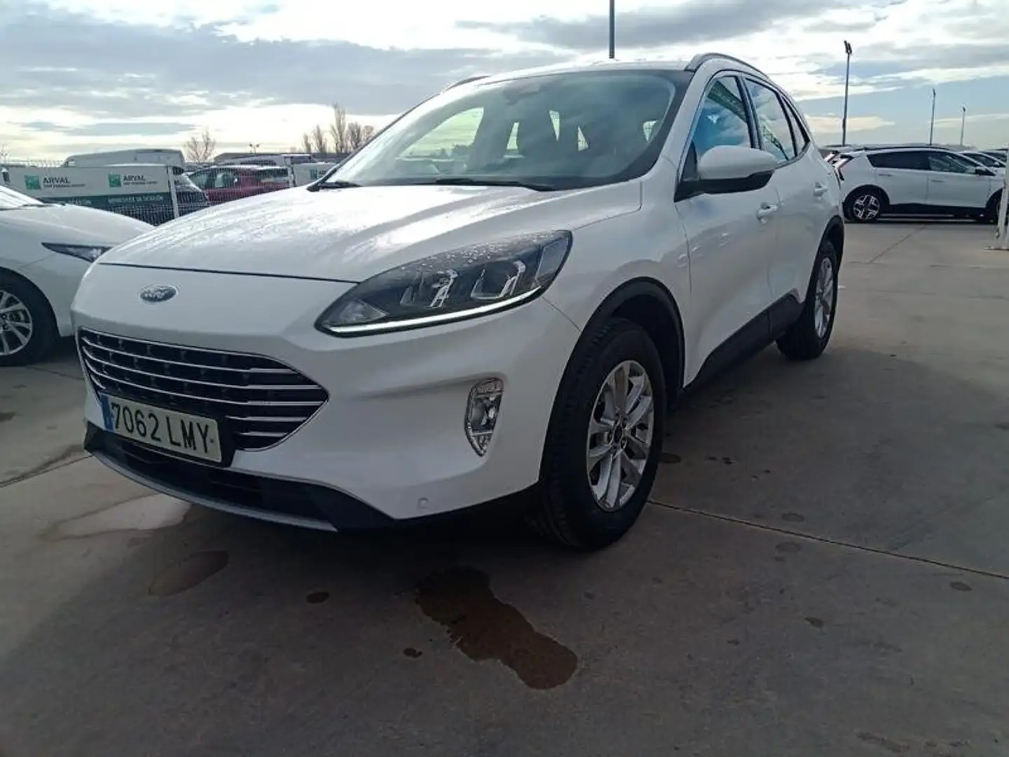 Ford Kuga - 1