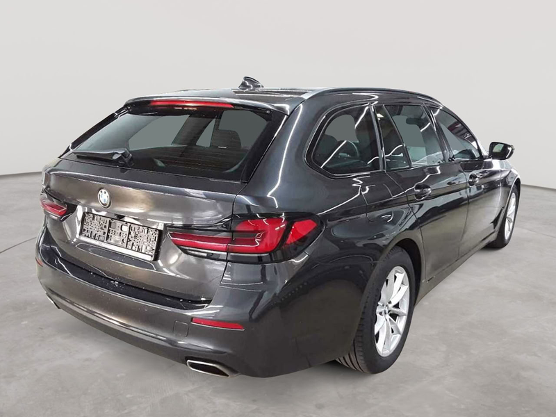 BMW 520 520d Touring Aut. HuD AHK Pano — photo 4