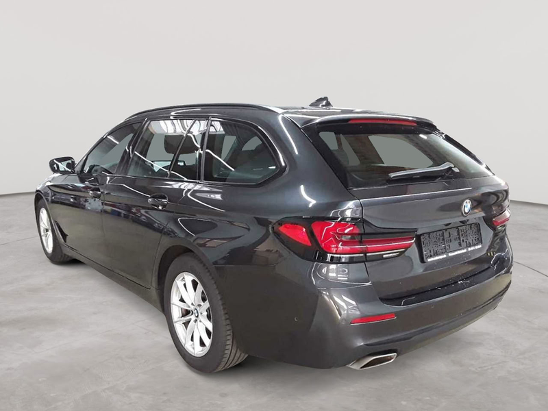 BMW 520 520d Touring Aut. HuD AHK Pano — photo 5