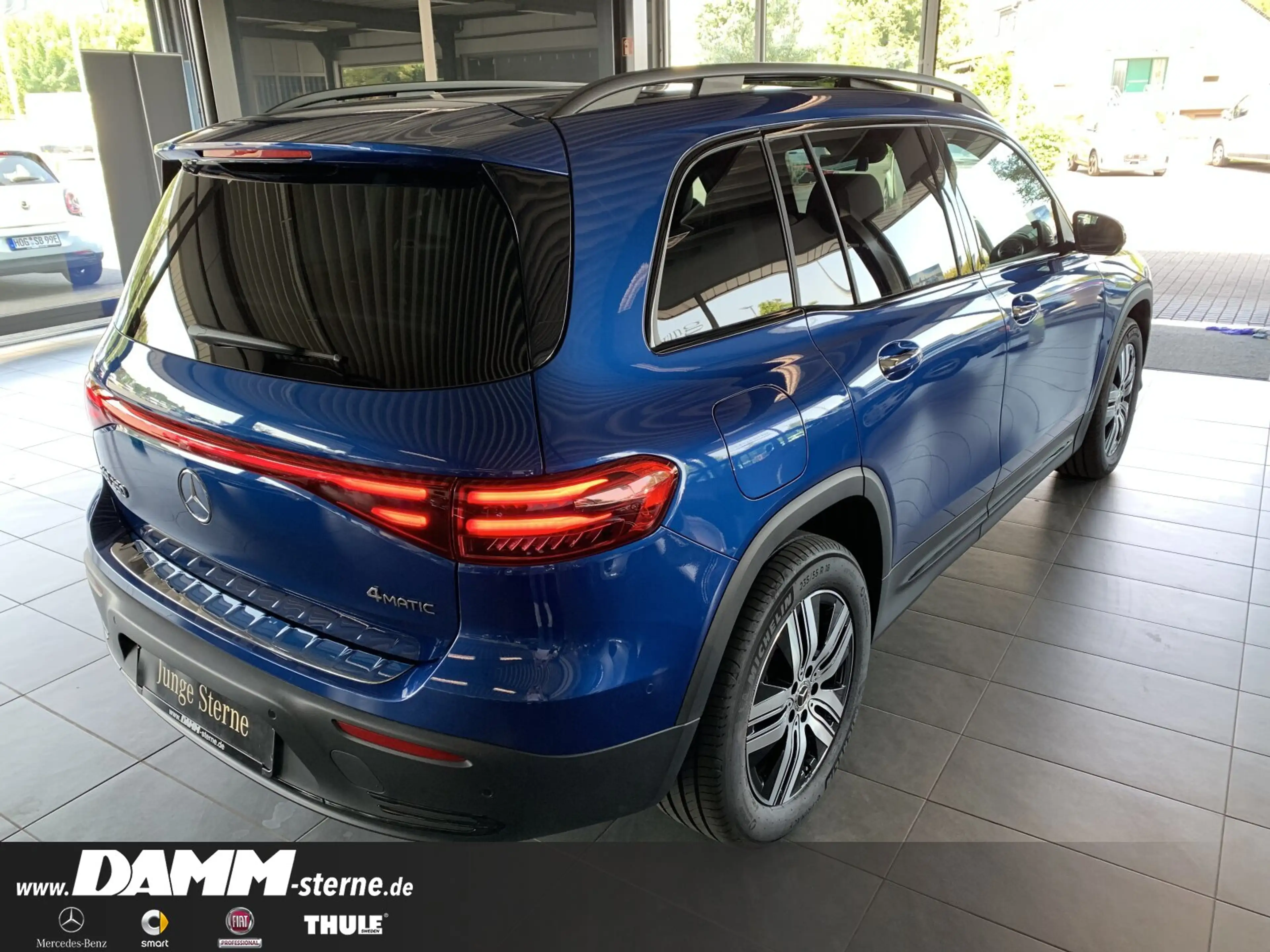 Mercedes-Benz EQB 350 EQB 350 4M ElectricArt+/Pano/7-Sitze/60M GA+Flex — photo 4