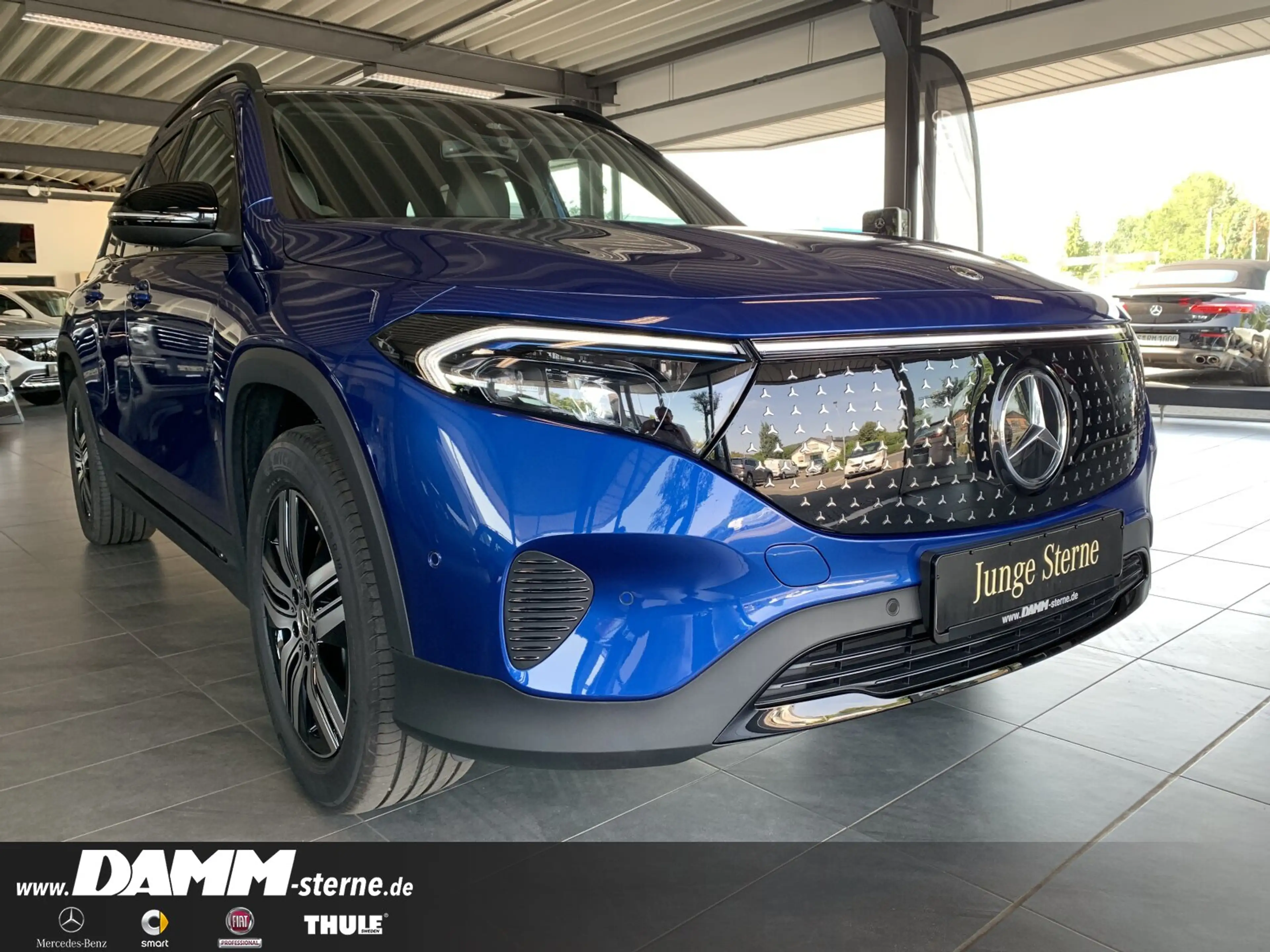 Mercedes-Benz EQB 350 EQB 350 4M ElectricArt+/Pano/7-Sitze/60M GA+Flex — photo 6