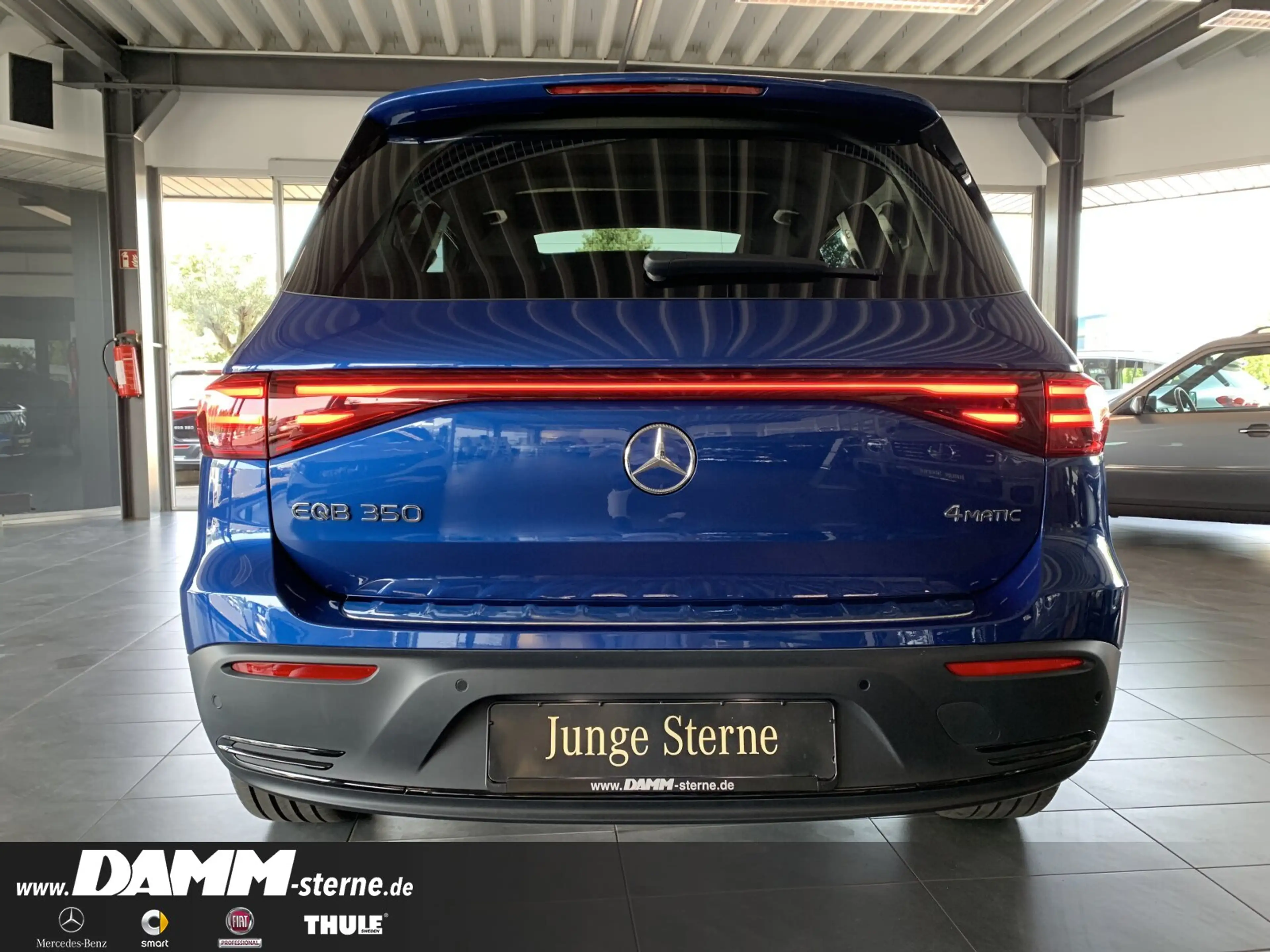 Mercedes-Benz EQB 350 EQB 350 4M ElectricArt+/Pano/7-Sitze/60M GA+Flex — photo 8