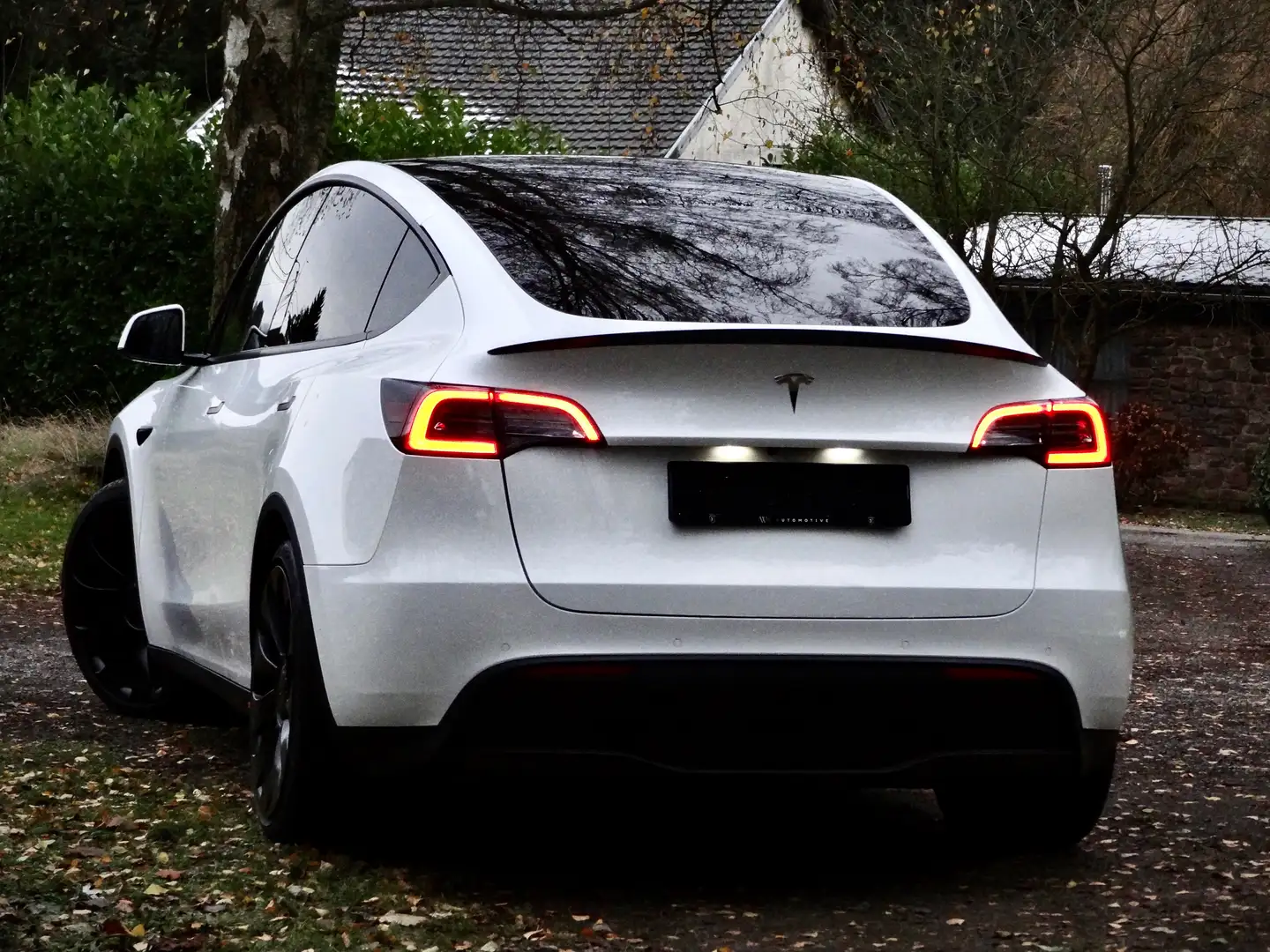 Tesla Model Y Performance *UNIQUE PROPRIO - TVA - USINE BERLIN* Wit - 2
