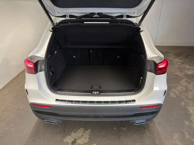 Mercedes-Benz GLA 200 d 4MATIC Österreich-Edition Ansicht 12