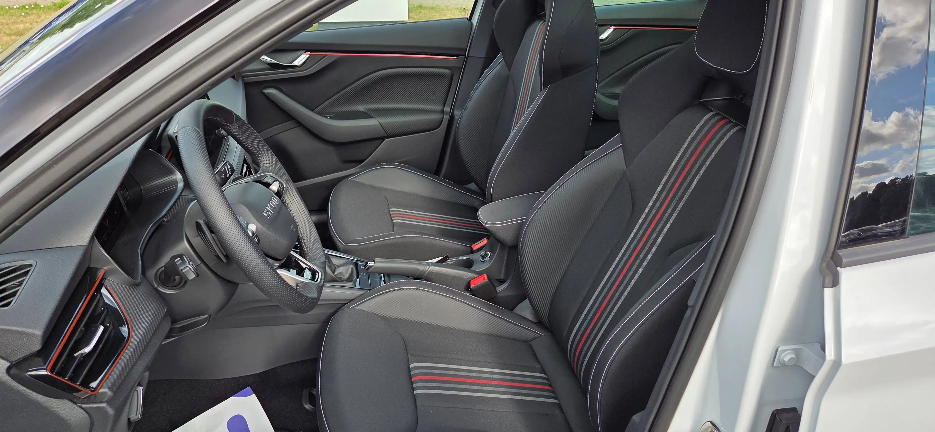 Skoda Kamiq Kamiq 1.0 TSI DSG Monte Carlo — photo 7