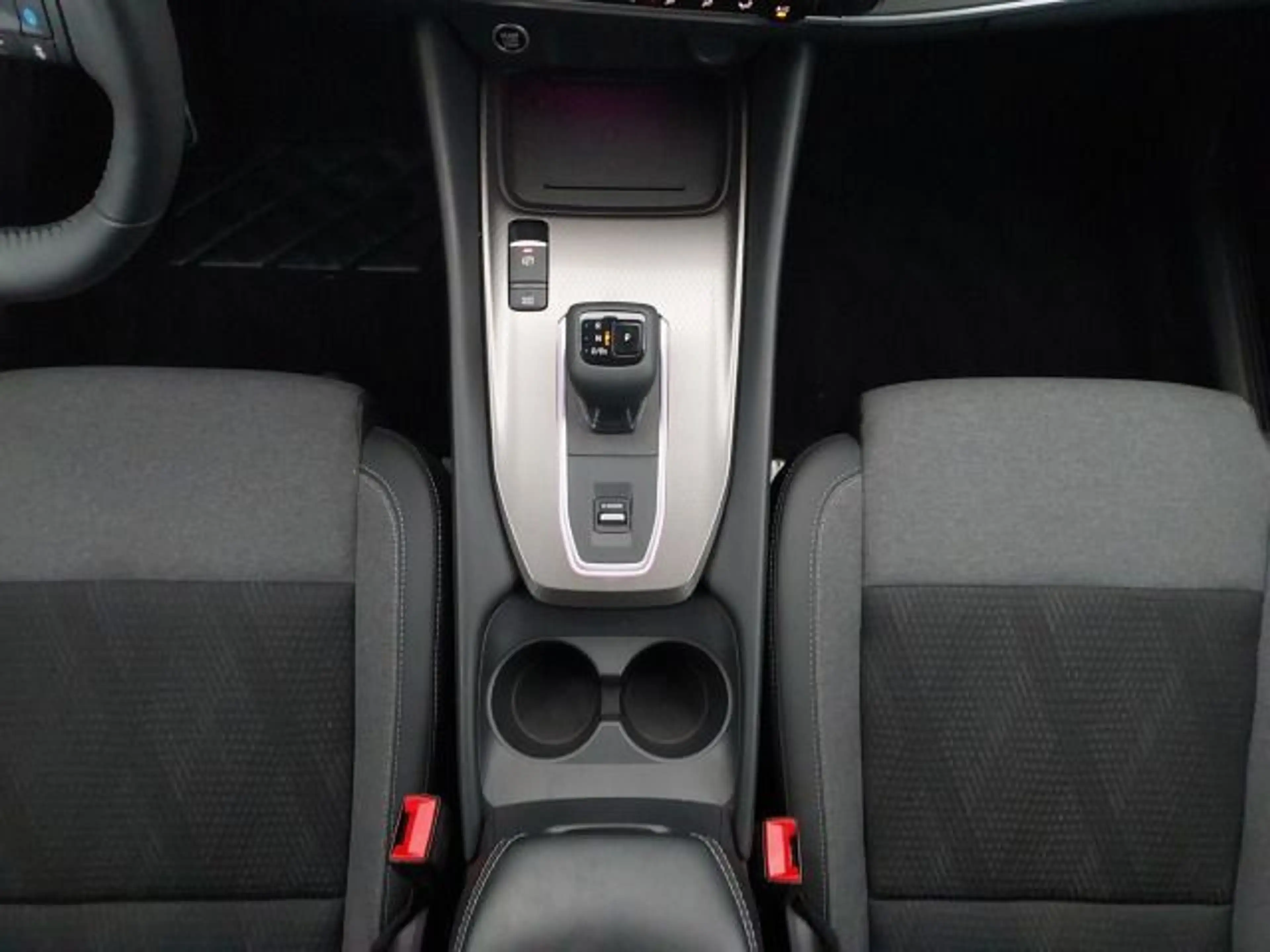 Nissan Qashqai N-Connecta 1.3 DIG-T Xtronic — photo 13