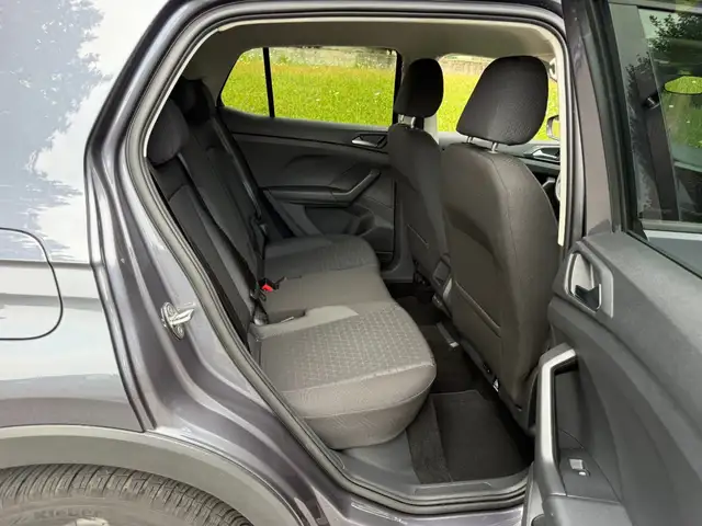 Volkswagen T-Cross view 10
