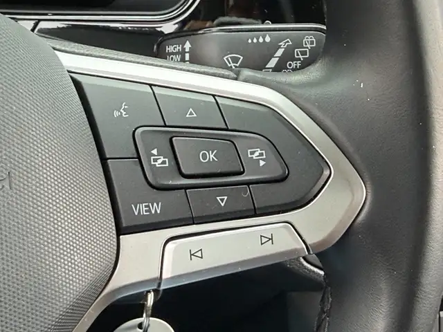 Volkswagen T-Cross view 14