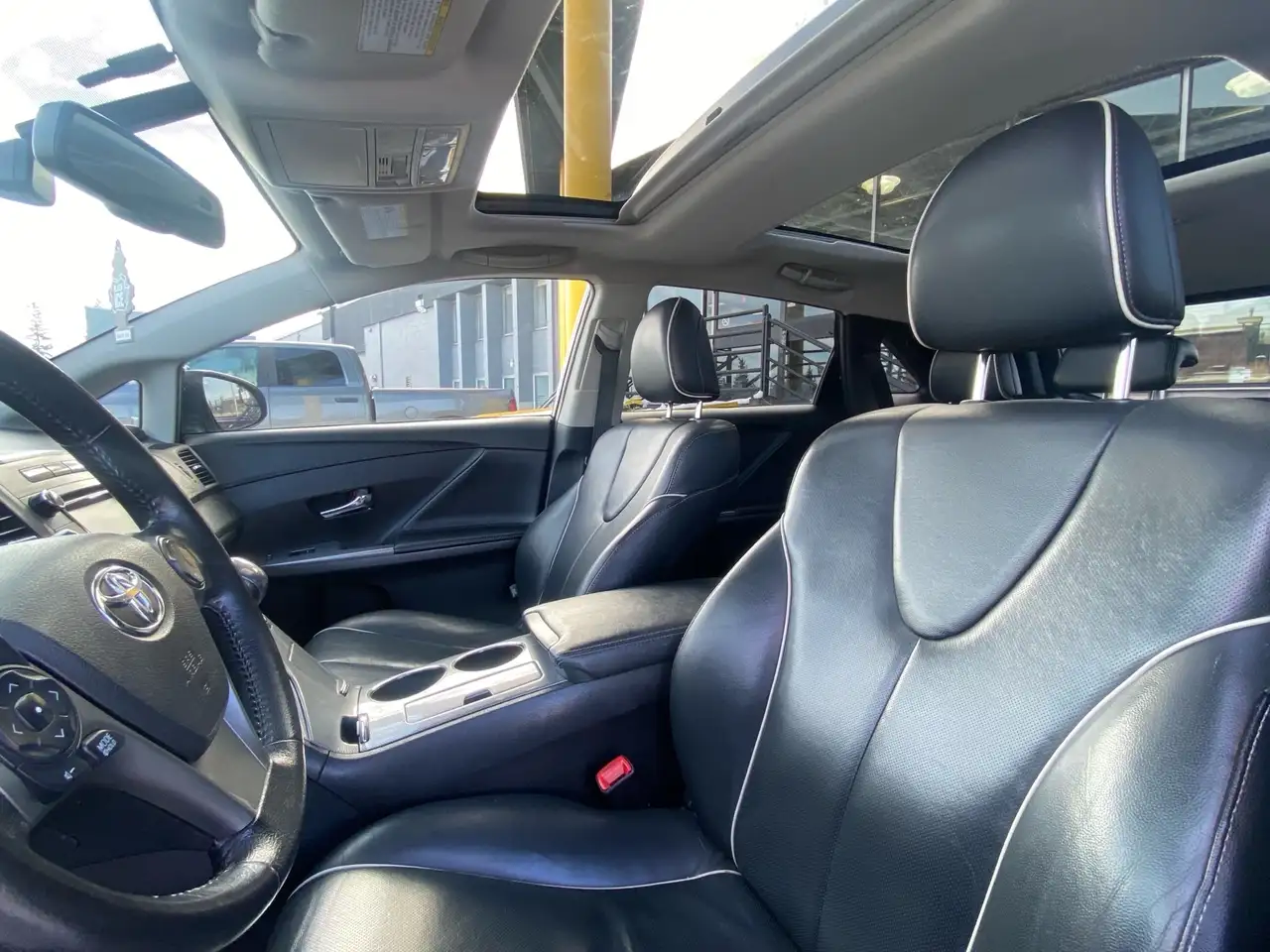 Toyota Venza снимка Toyota Venza