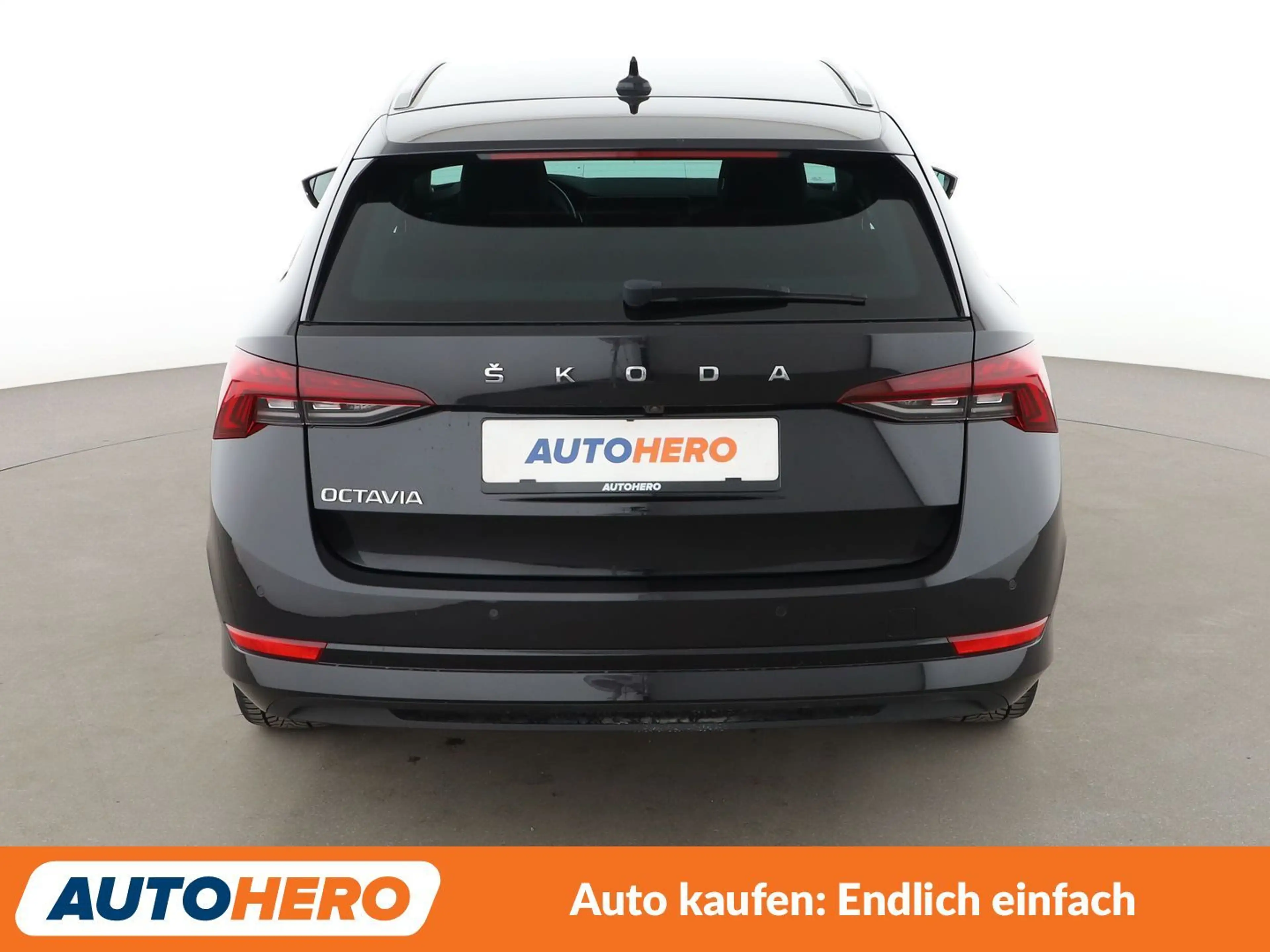 Skoda Octavia 2.0 TDI Style Aut.*NAVI*ACC*CAM*PDC*SHZ* — photo 5