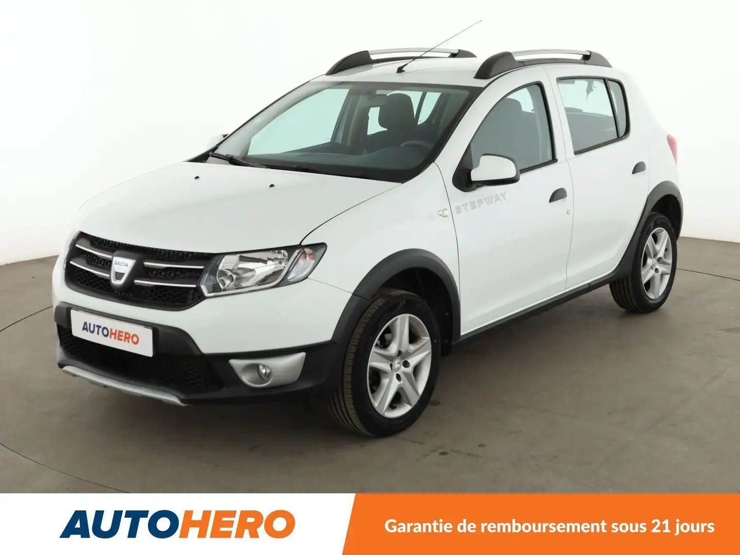 Dacia Sandero Stepway 0.9 TCe Prestige Blanc - 1