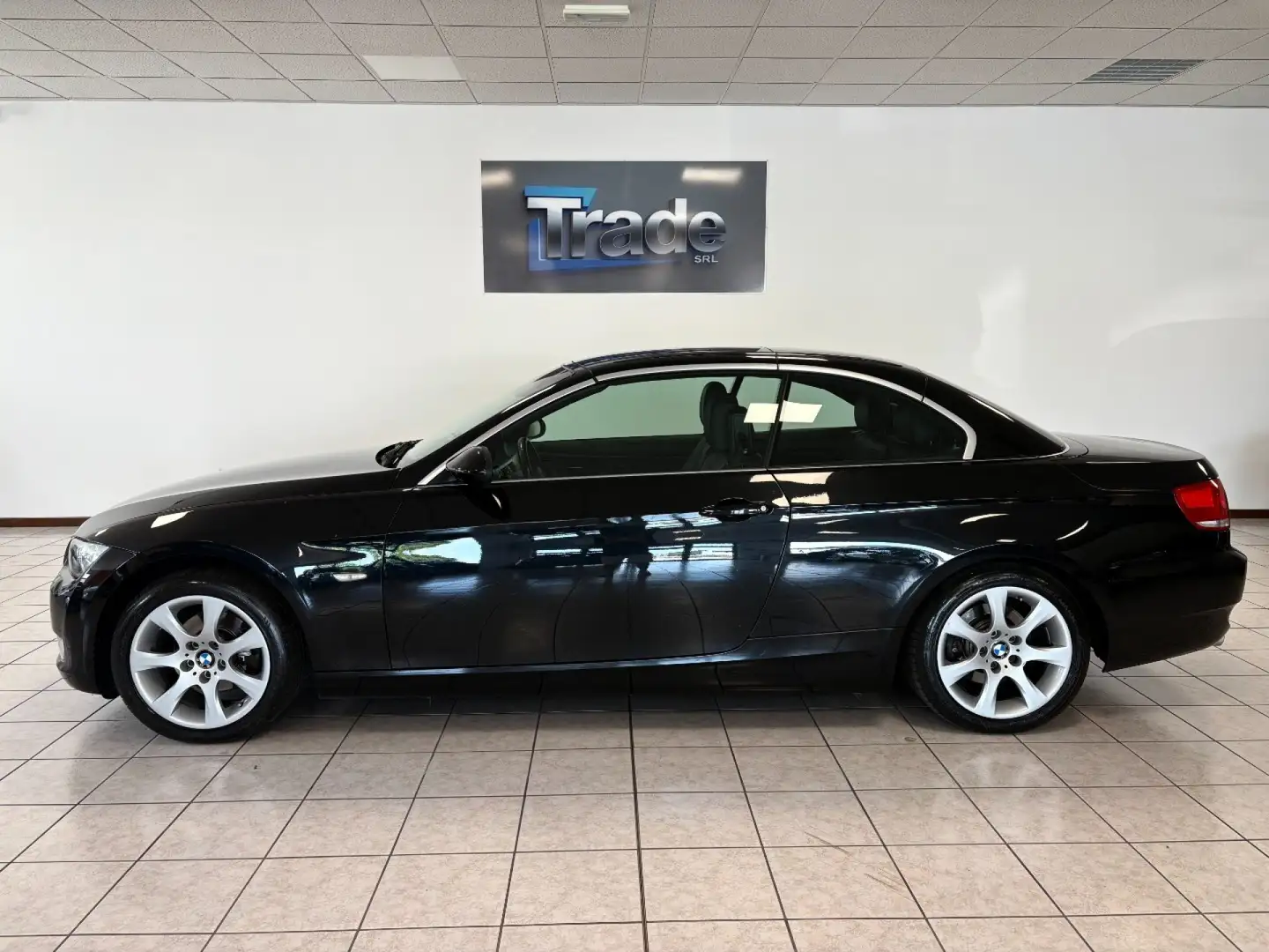 BMW 320 320i cat Cabrio Automatica Navi Noir - 2