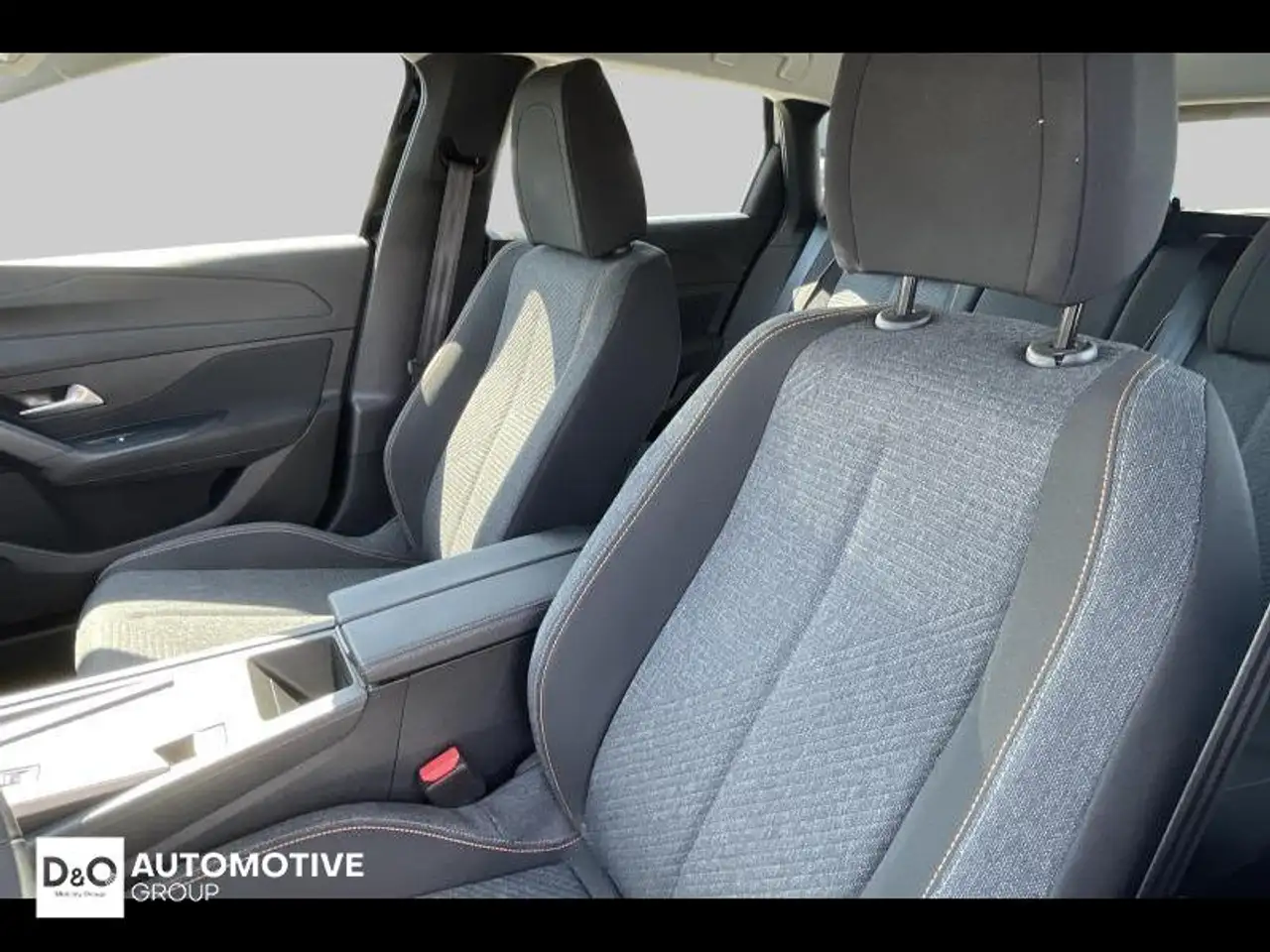Peugeot 308 Style MHEV | auto airco | GPS 27