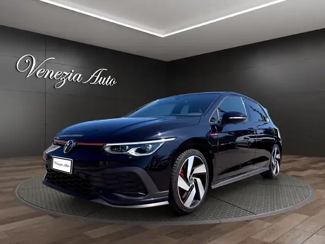 Volkswagen Golf main image