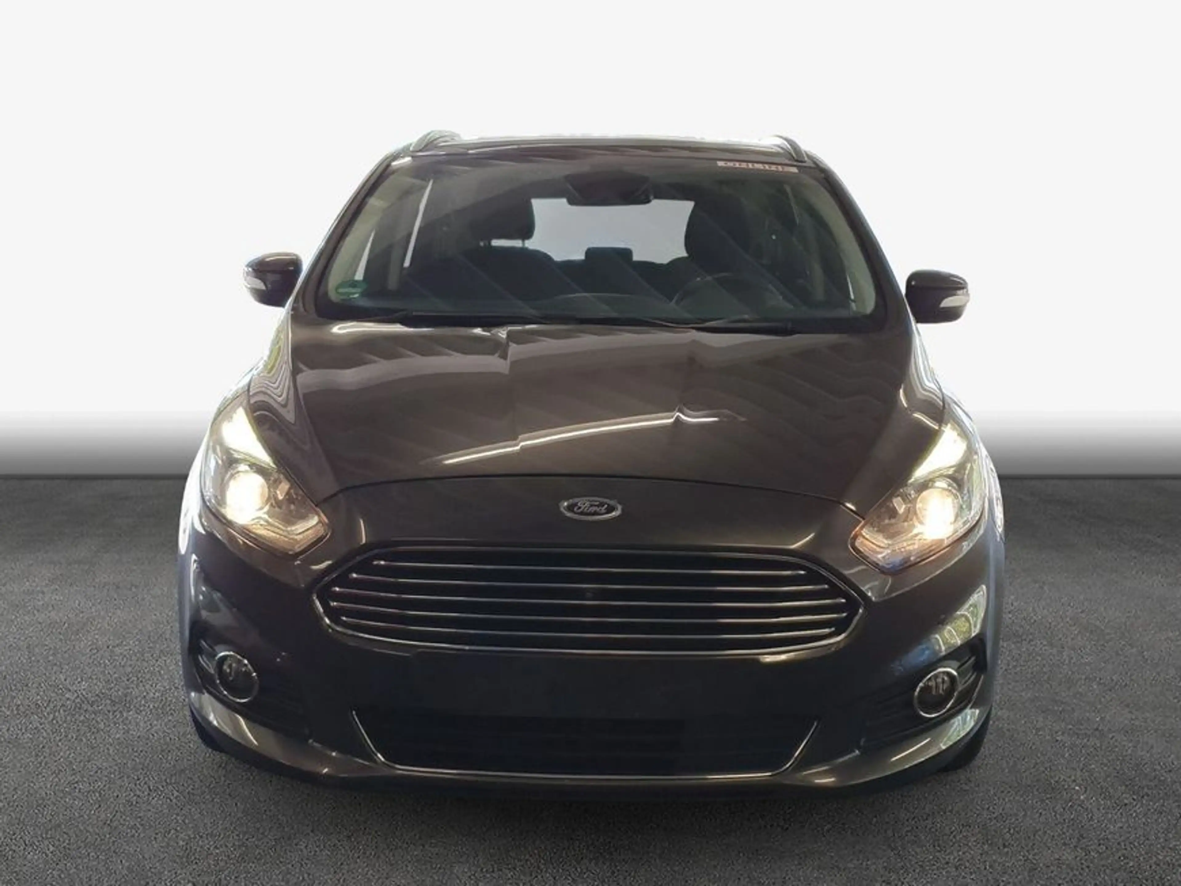 Ford S-Max 2.0 TDCi Bi-Turbo Aut. Titanium — photo 3
