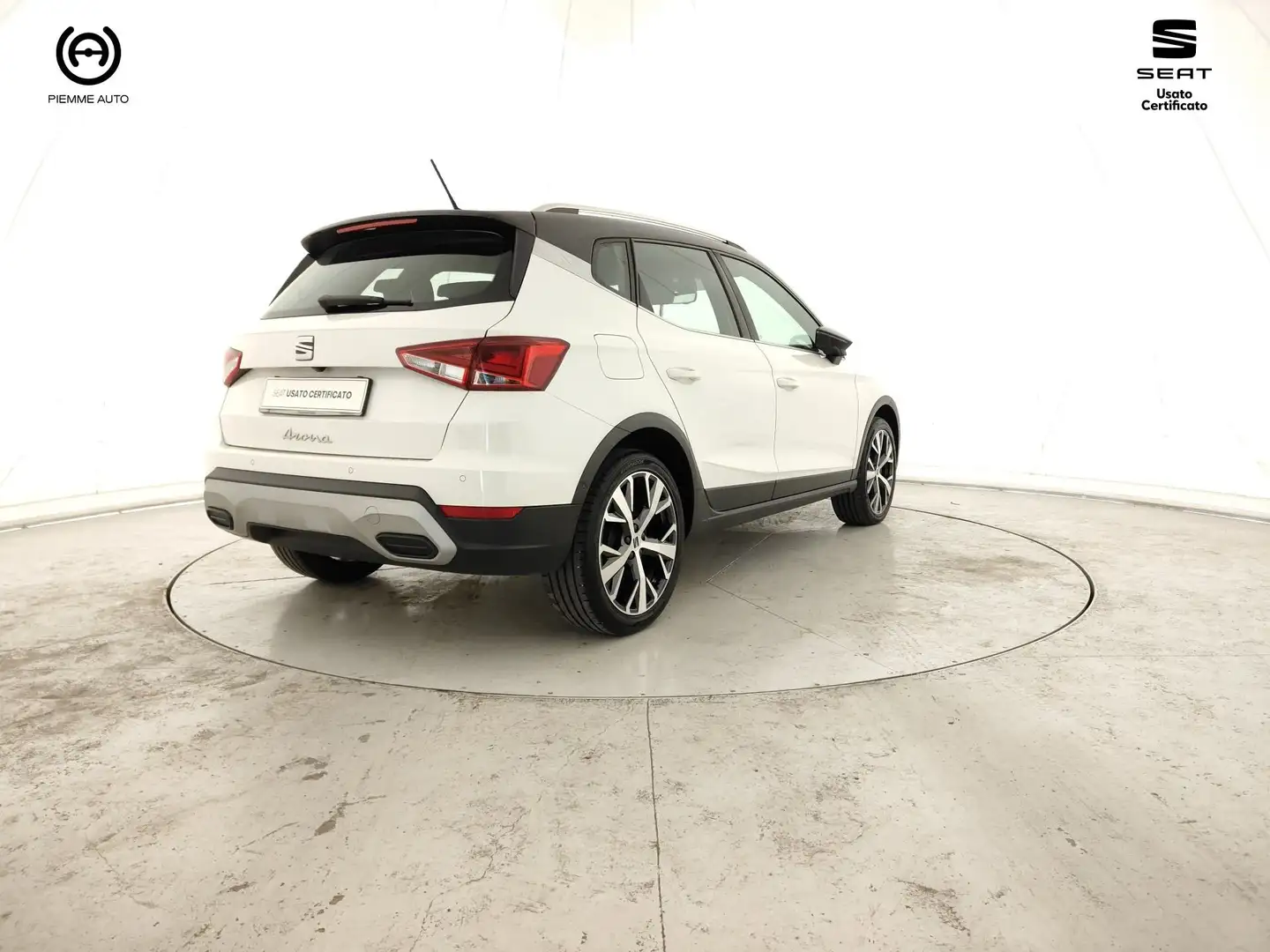 SEAT Arona Arona 1.0 EcoTSI XPERIENCE Wit - 2