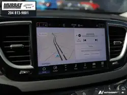 Chrysler Grand Caravan 2024