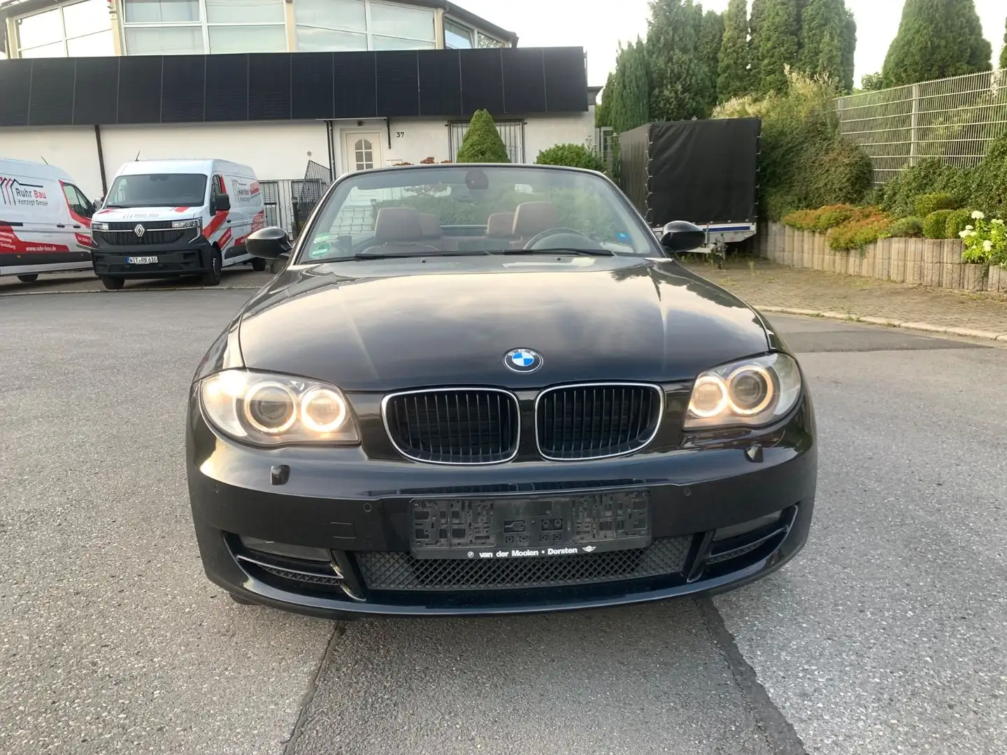 BMW 120 1 Cabrio 120i*Navi*Xenon*Leder*PDC*Automatik* Schwarz - 2