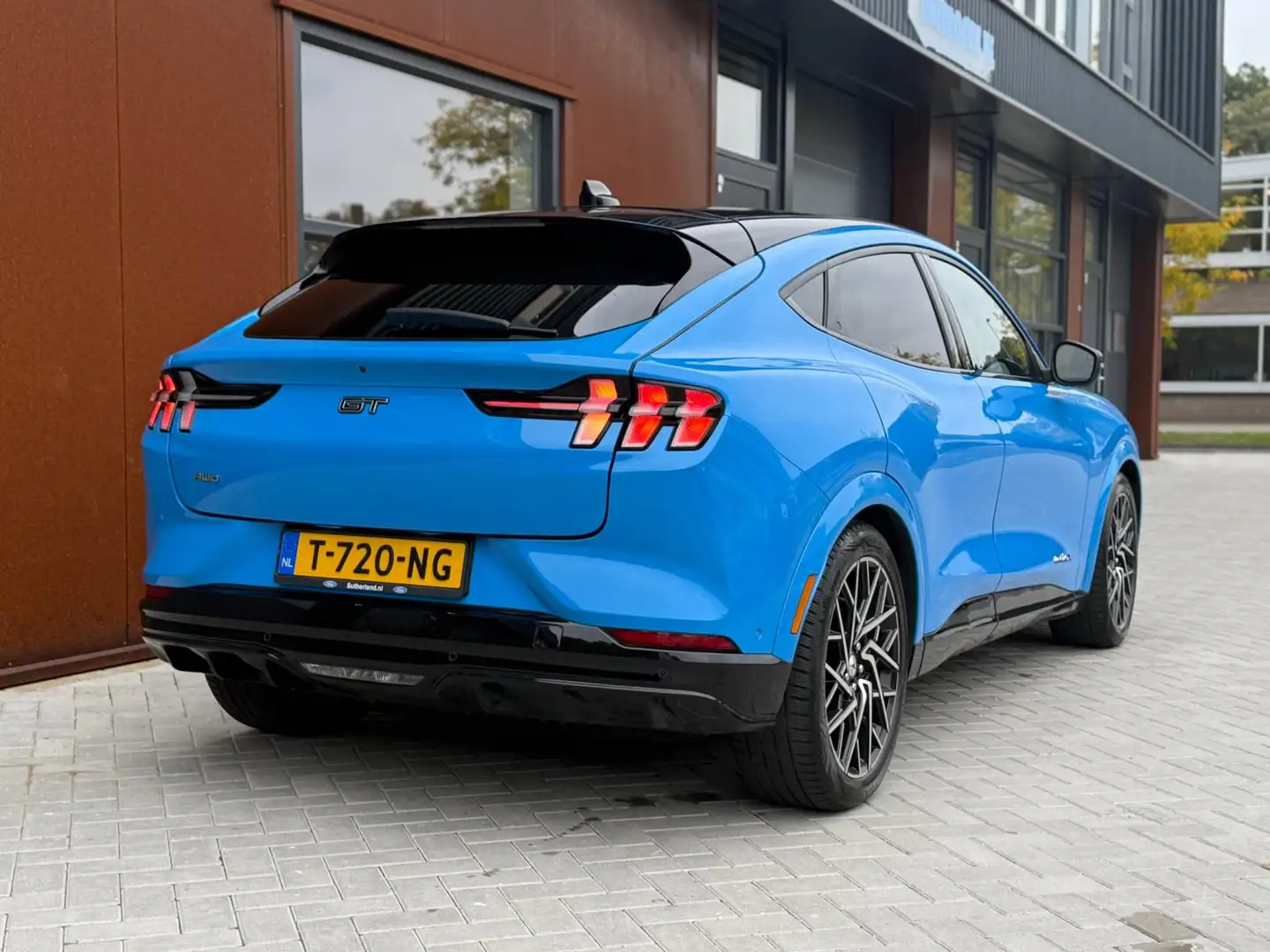 Ford Mustang Mach-E GT Extended AWD 98 kWh | 487 pk | MagneRide | 95% Blauw - 2
