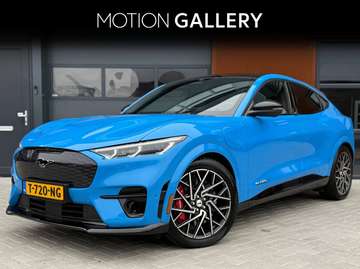 GT Extended AWD 98 kWh | 487 pk | MagneRide | 95%