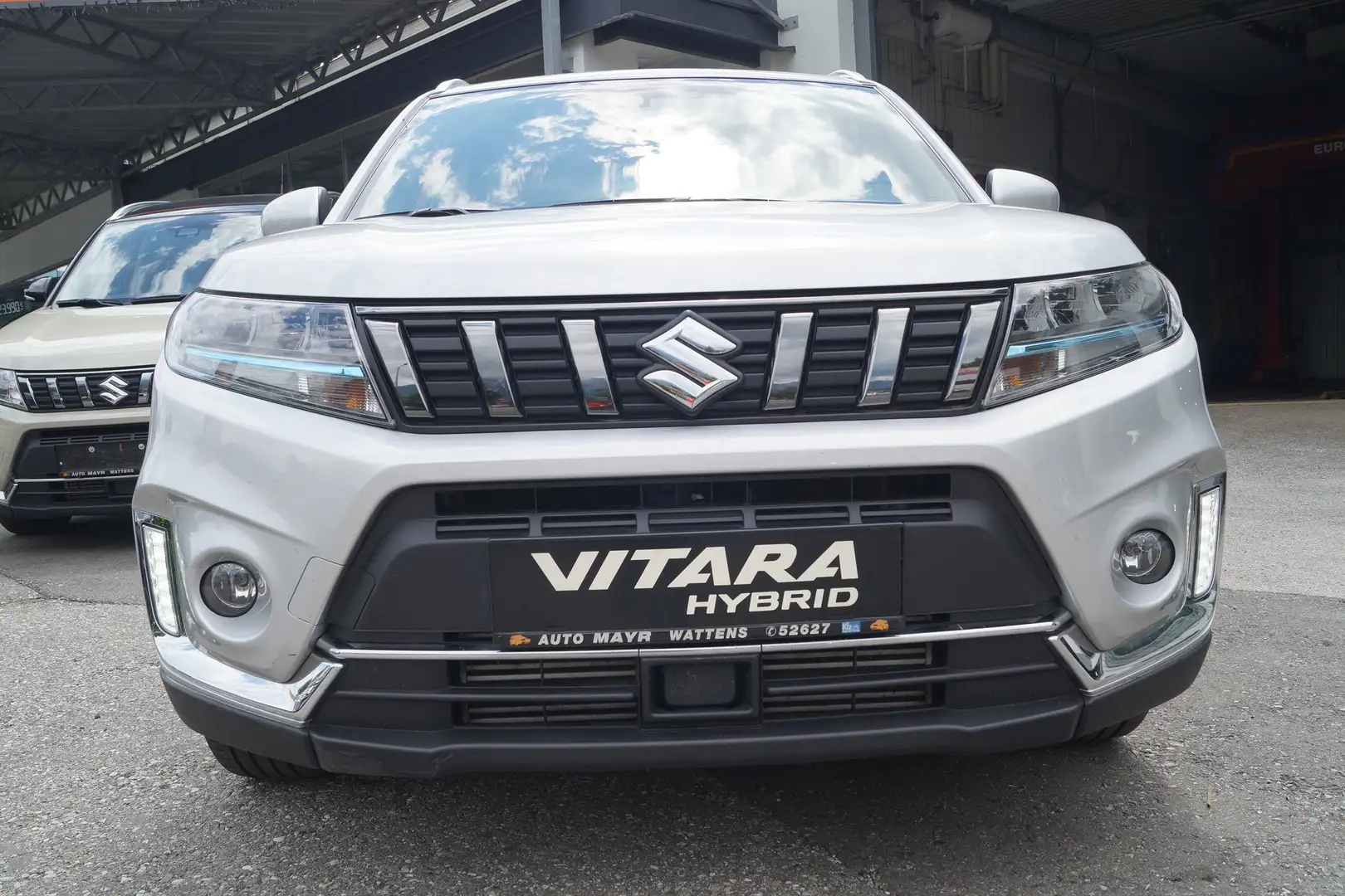 Suzuki Vitara 1,4 GL+ DITC Hybrid ALLGRIP Shine *AHV* Silber - 2