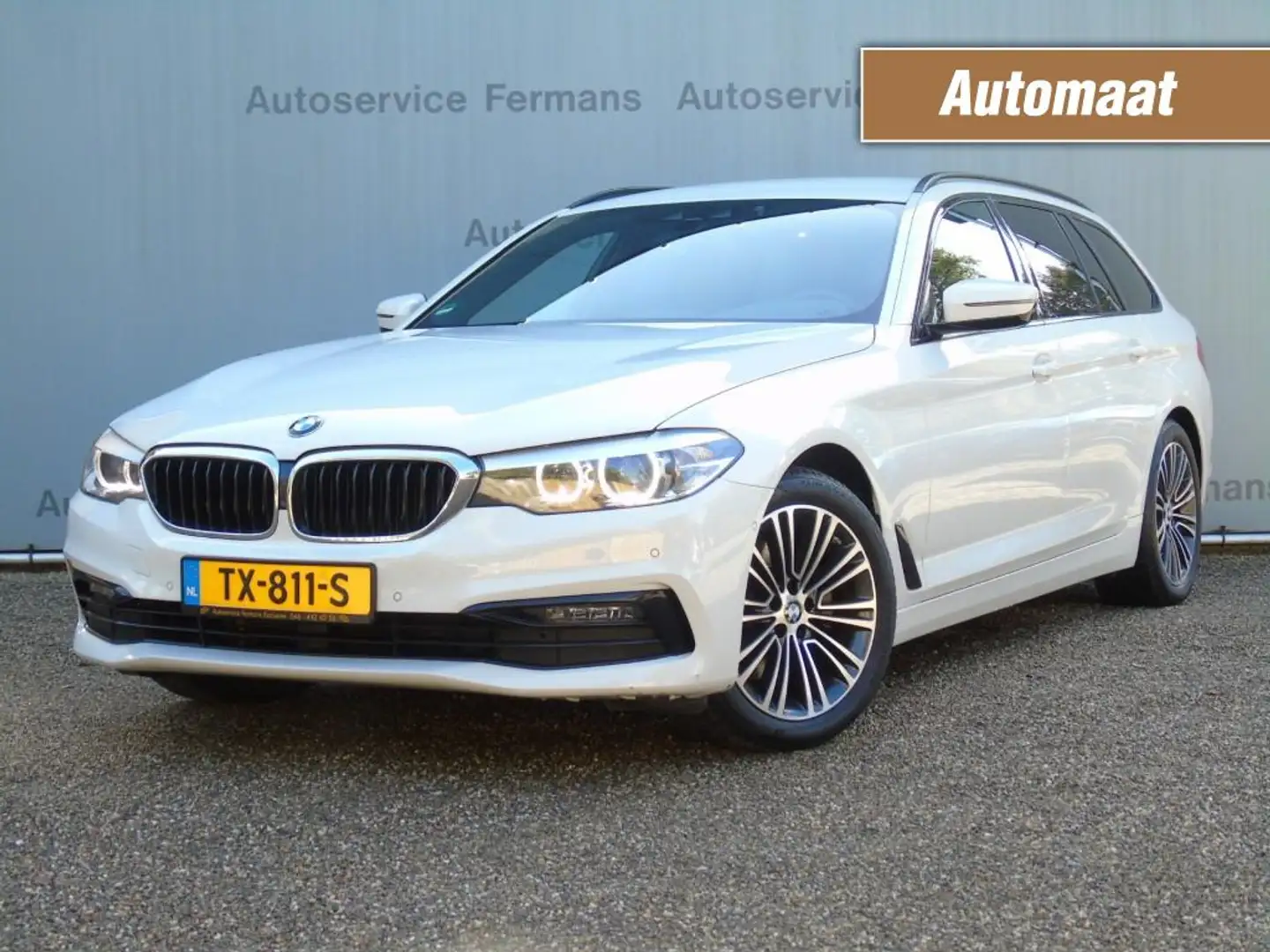 BMW 520 520i Touring Sportline - 2018 - 128DKM - Leder-Nav Wit - 1