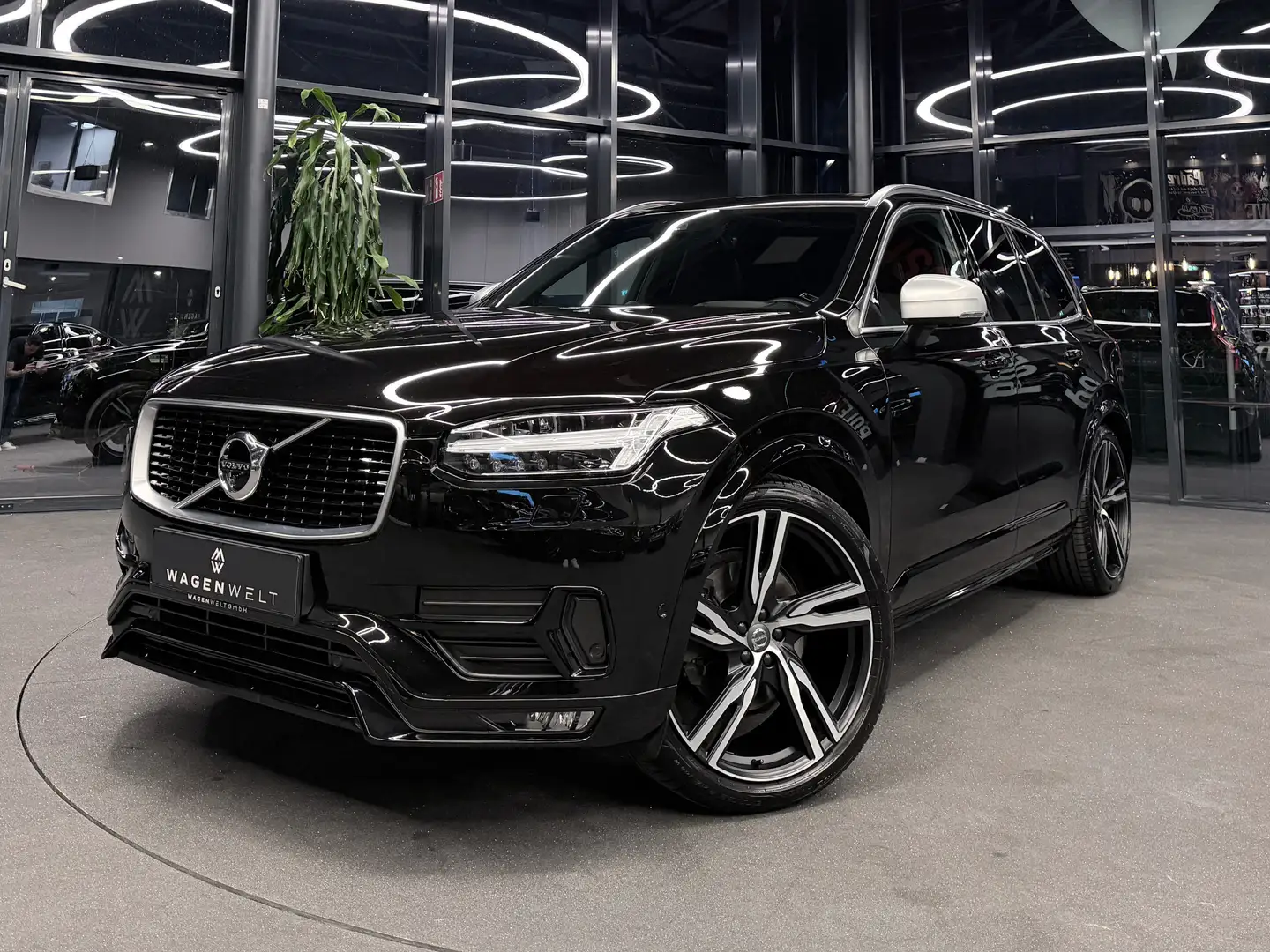 Volvo XC90 R Design AWD, Bowers & Wilkins, 360° Kamera Schwarz - 1