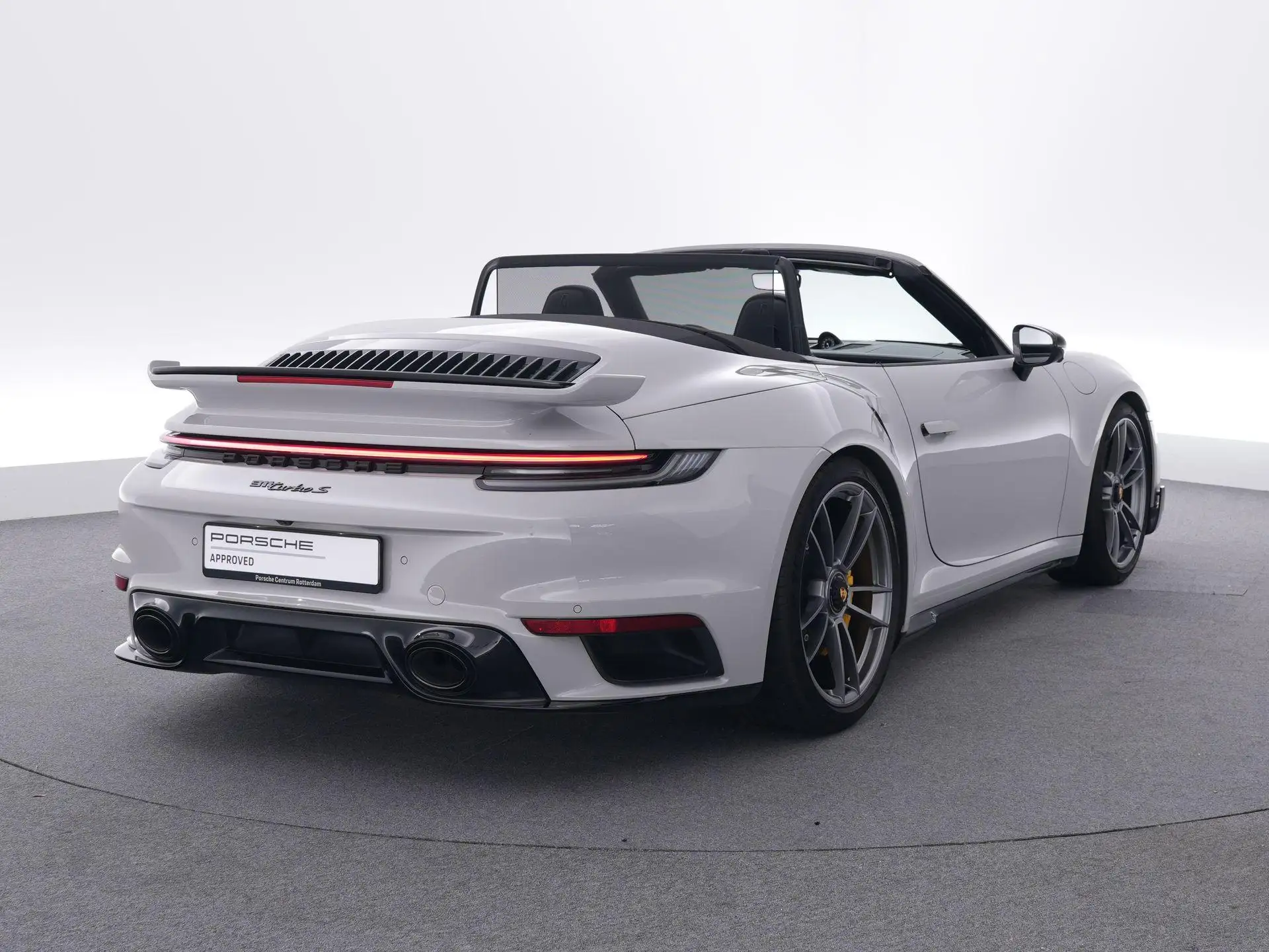 포르쉐 911 Turbo S Cabriolet 2023 화이트 사진 5