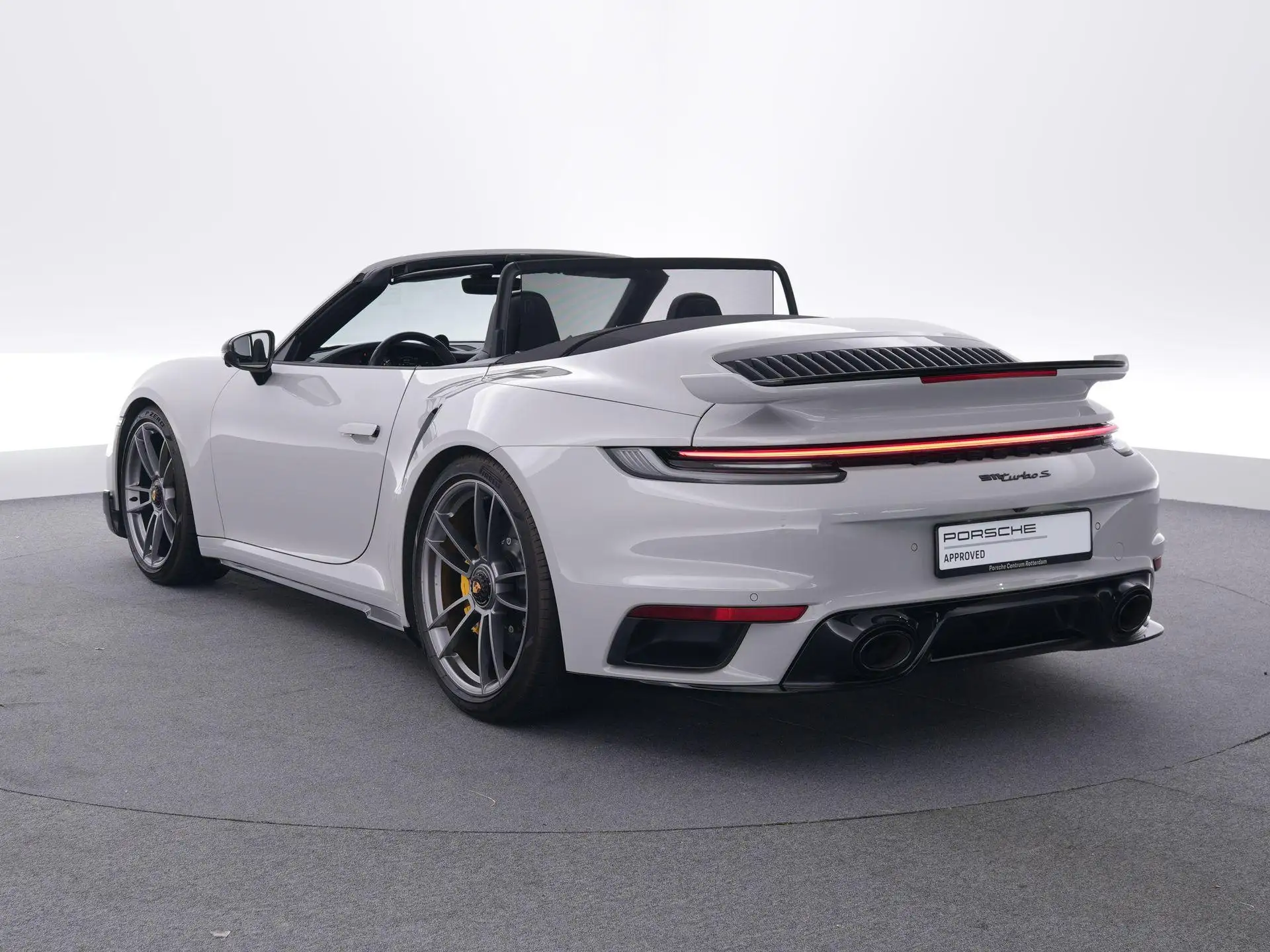포르쉐 911 Turbo S Cabriolet 2023 화이트 사진 3